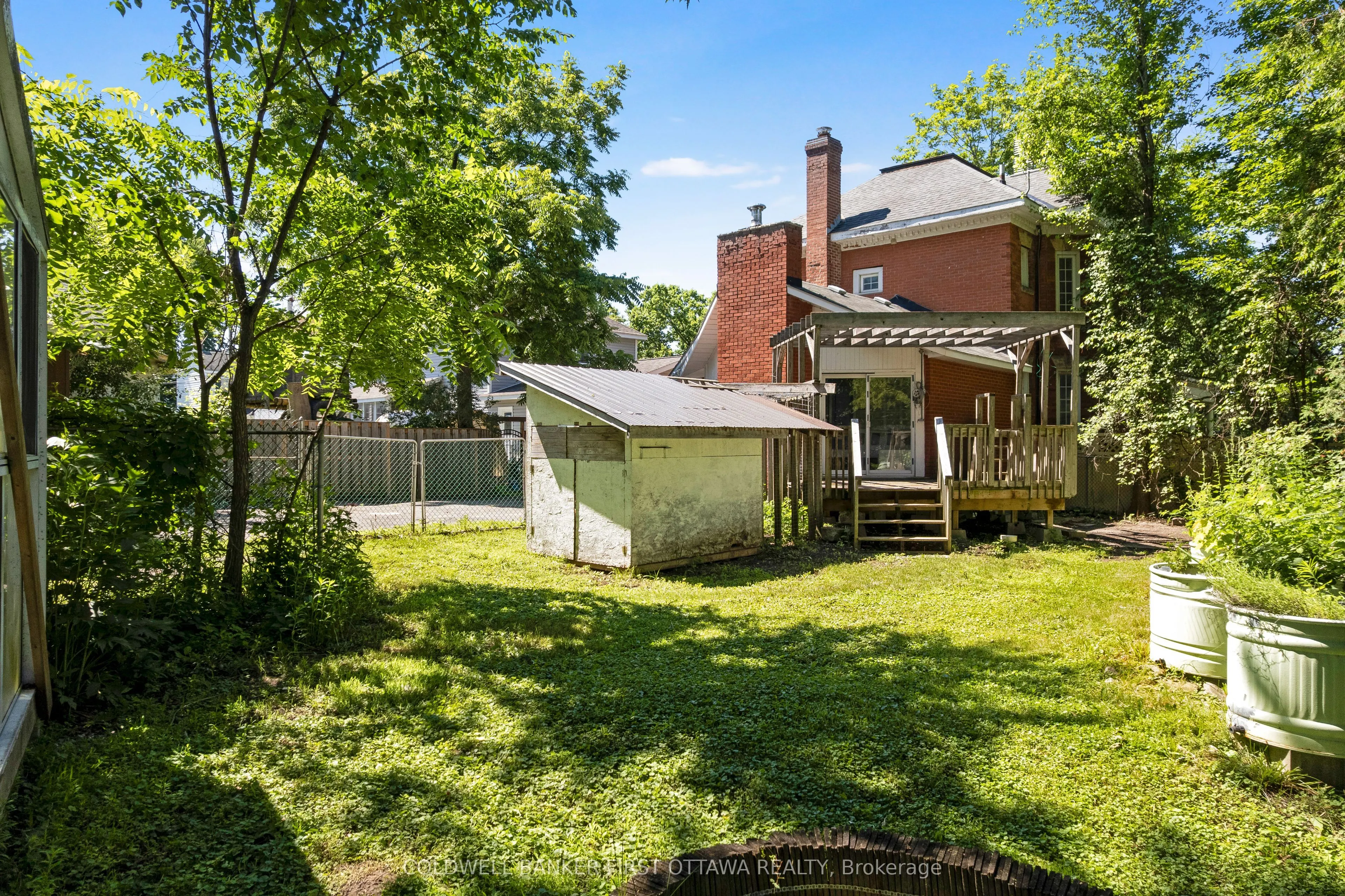 69 Wilson Street W