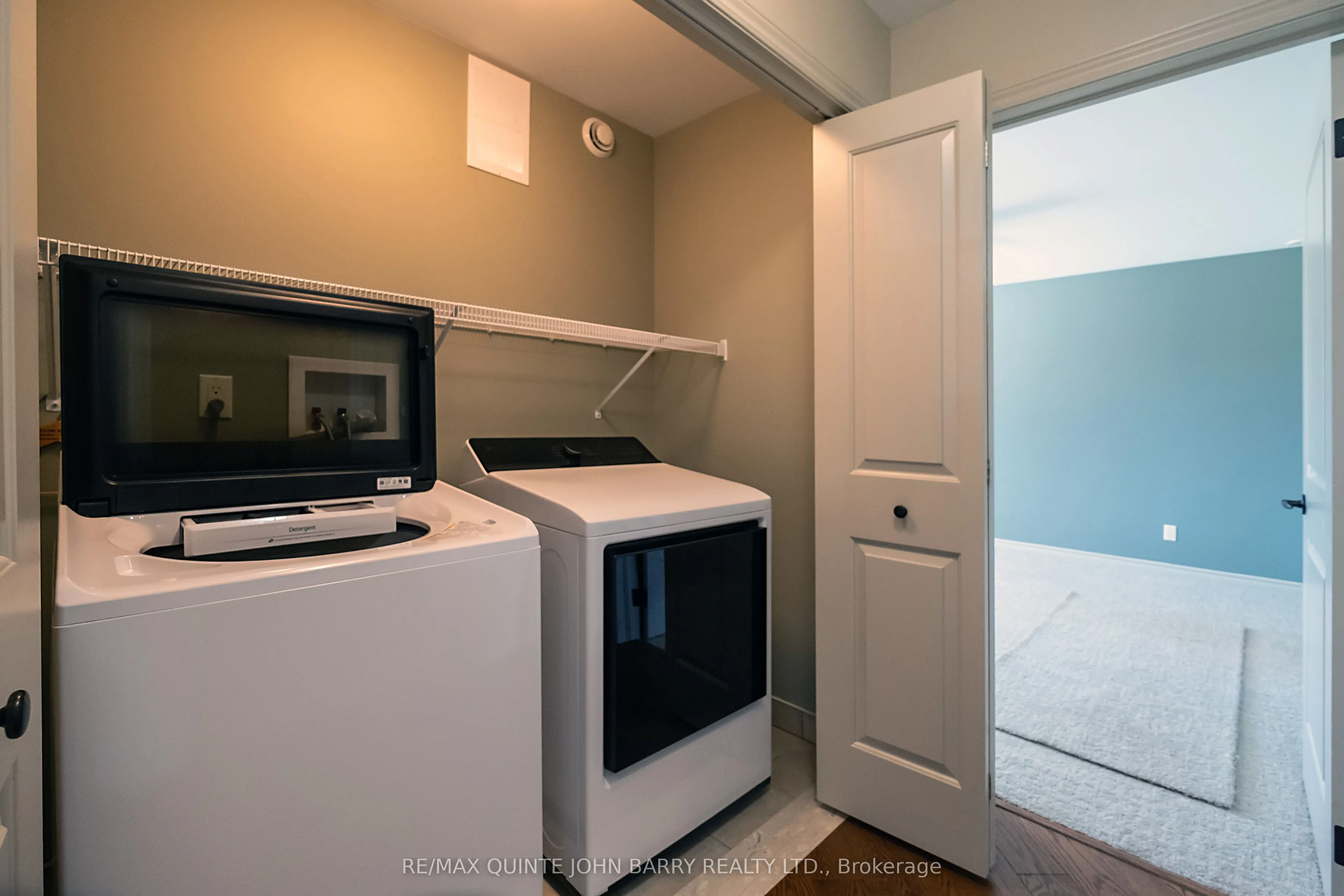4 Hickory Court