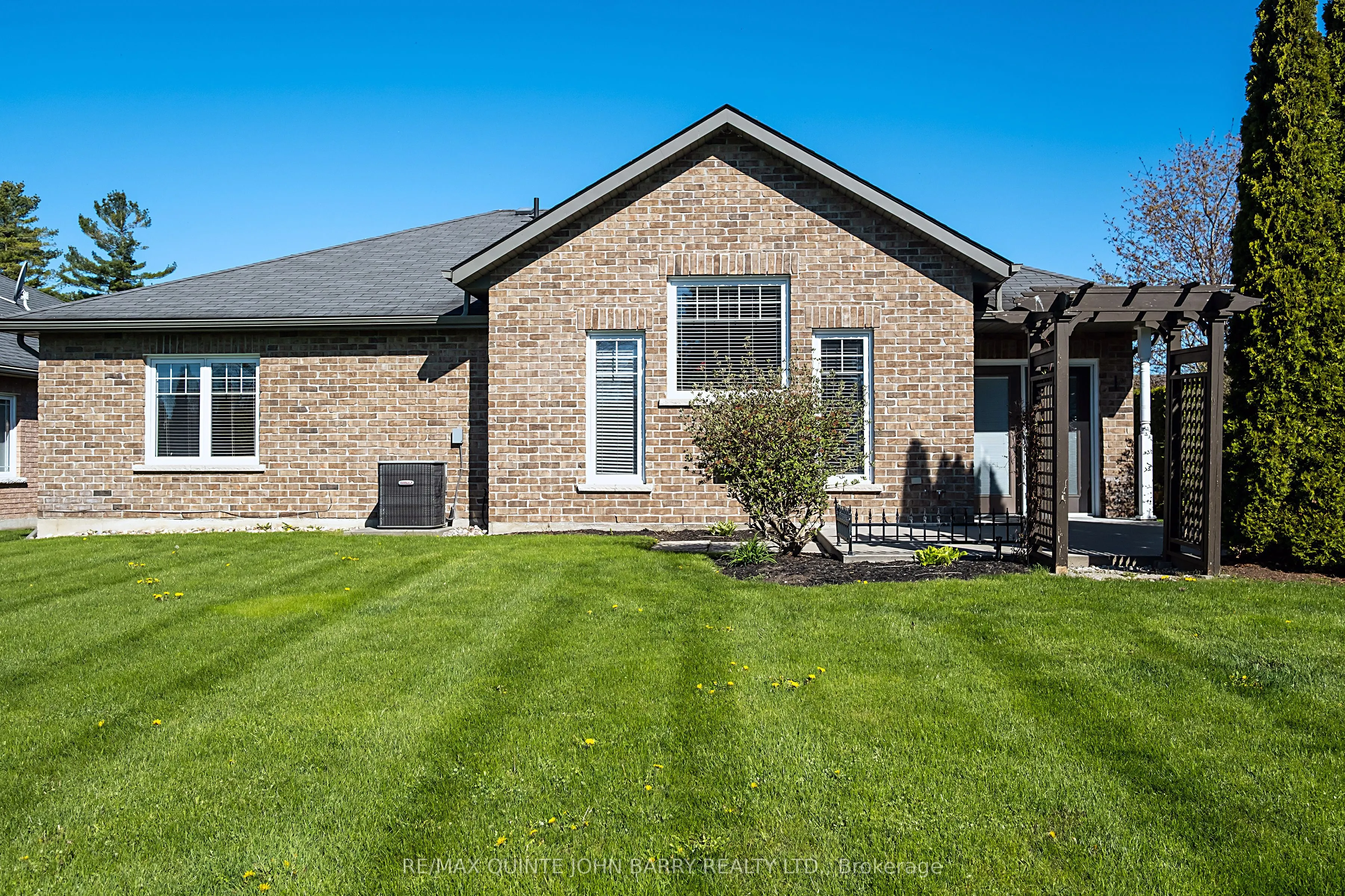 4 Hickory Court