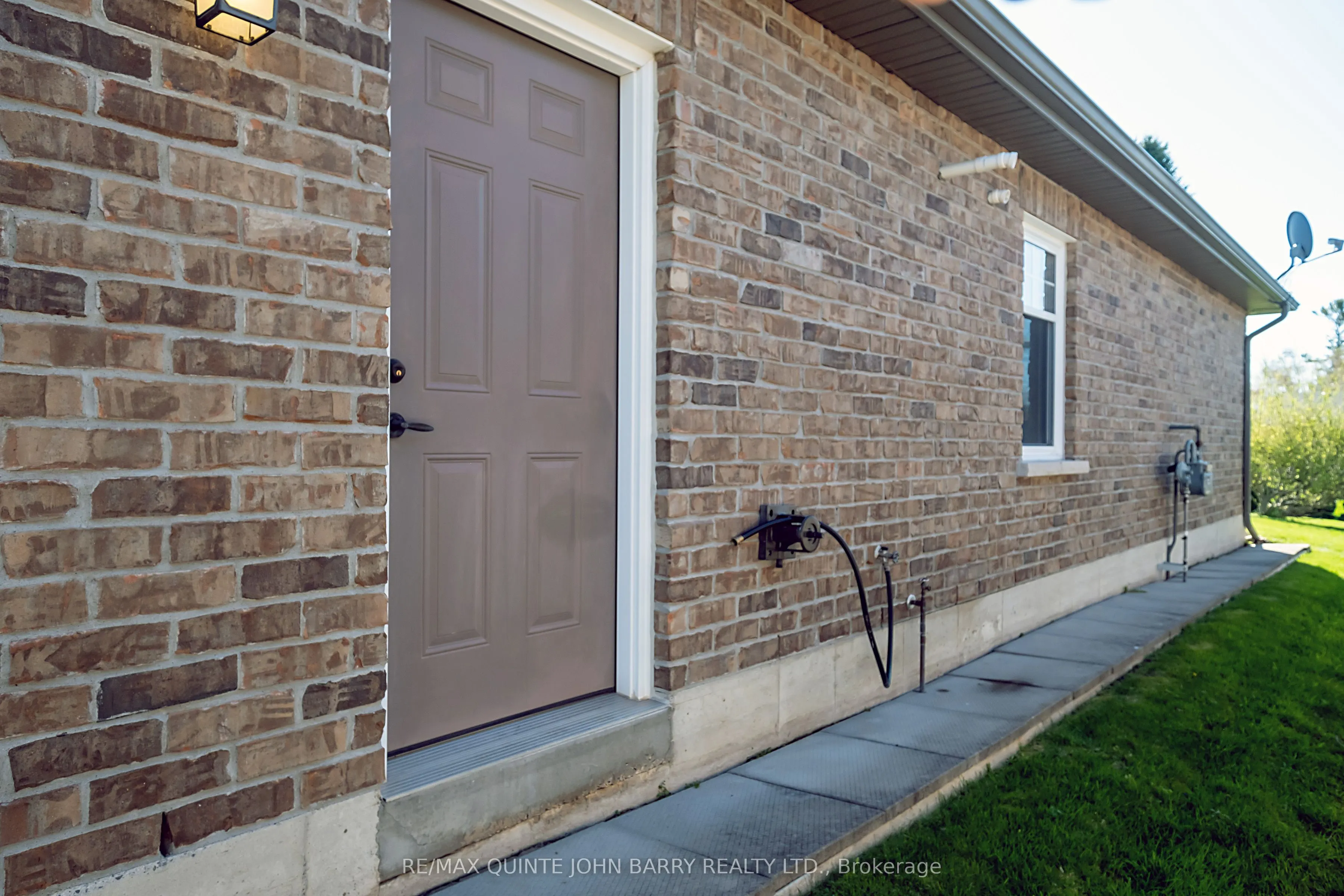 4 Hickory Court