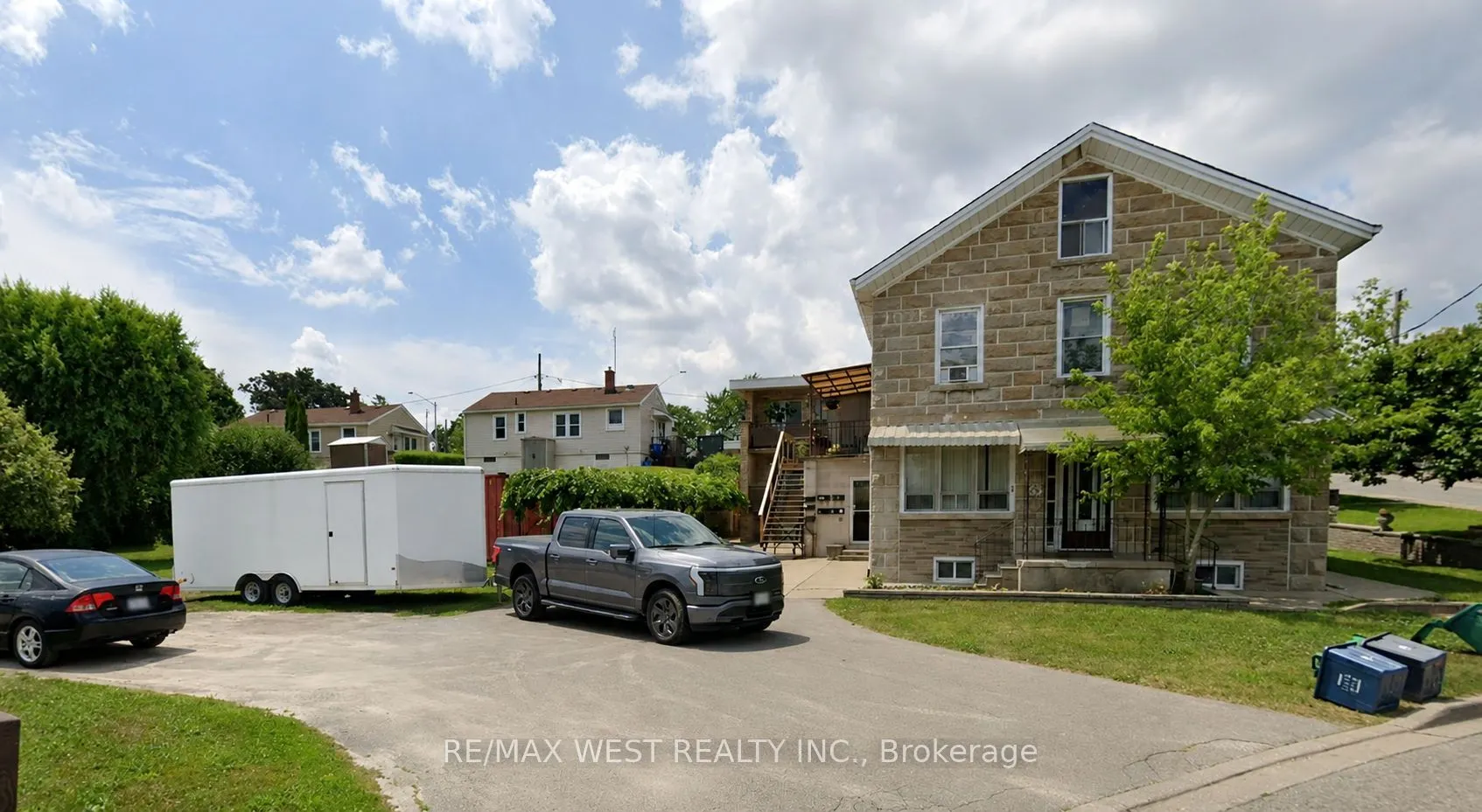 55 John Street N