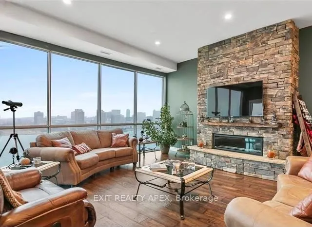 1225 Riverside Drive #1602