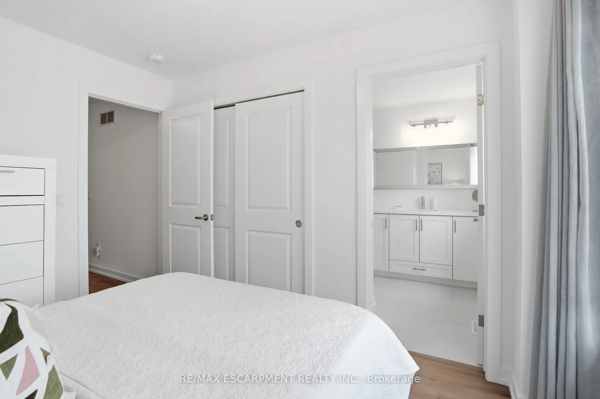 245 Burke Street #29