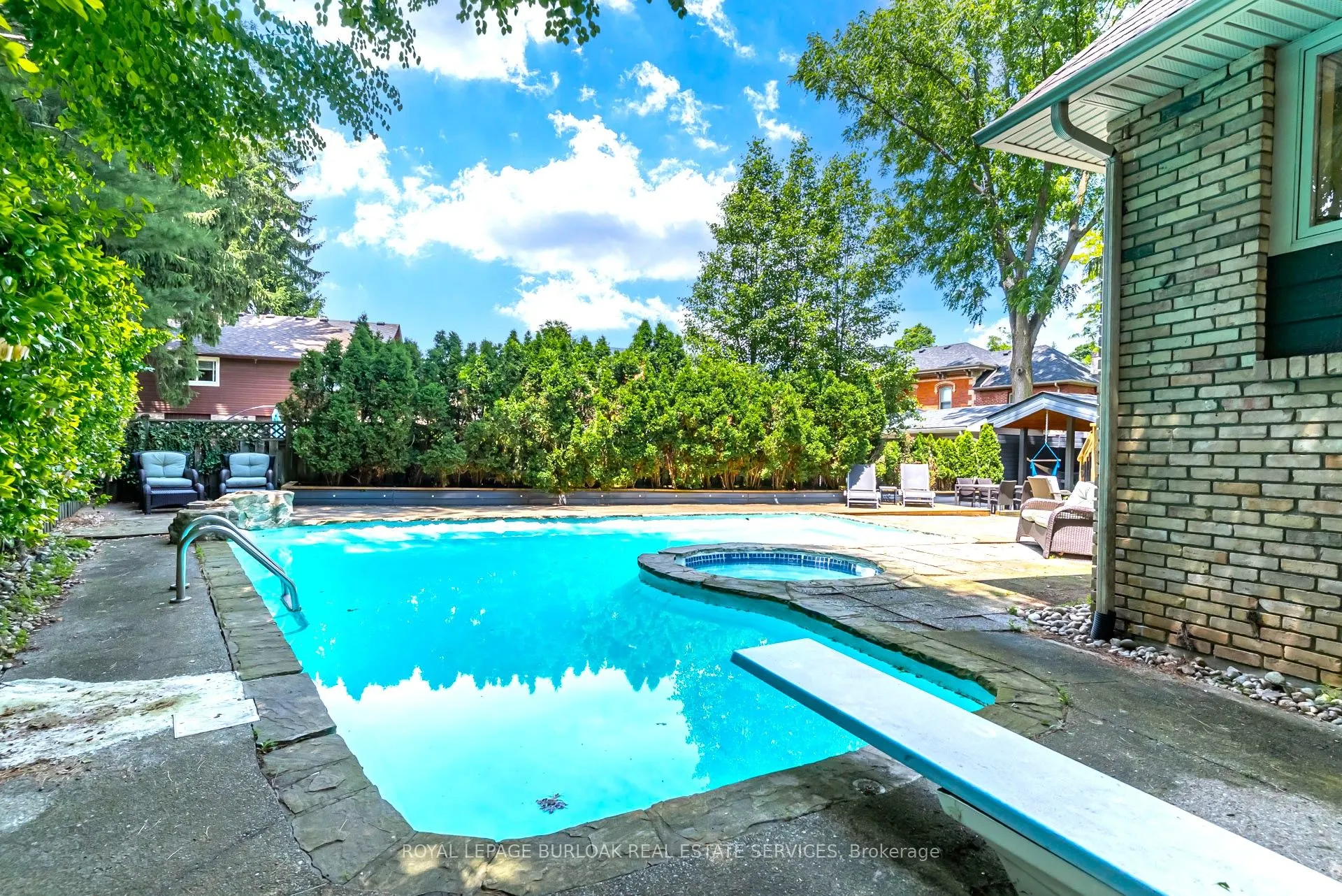 181 Golf Links Road