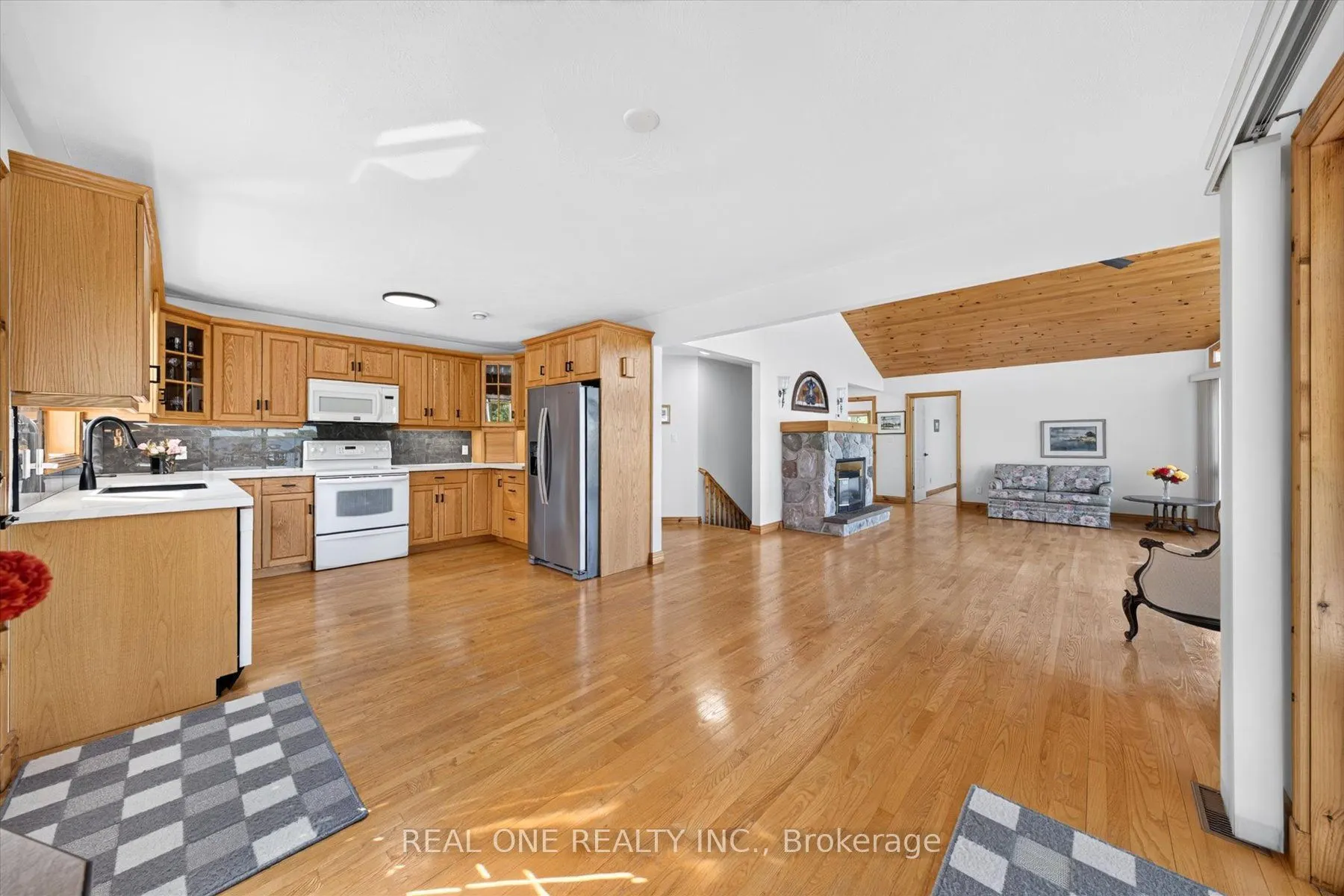 501219 Grey Road 1 Road
