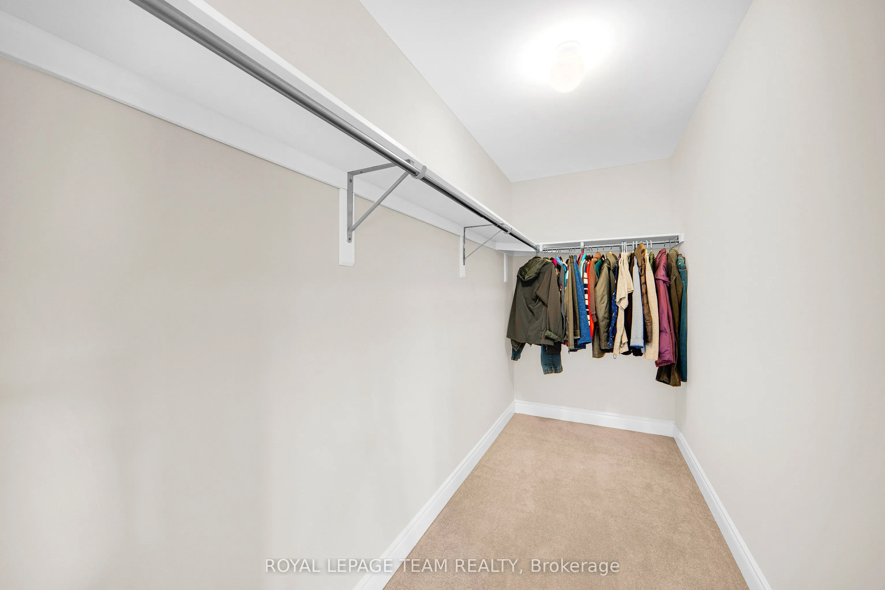 607 Parade Drive