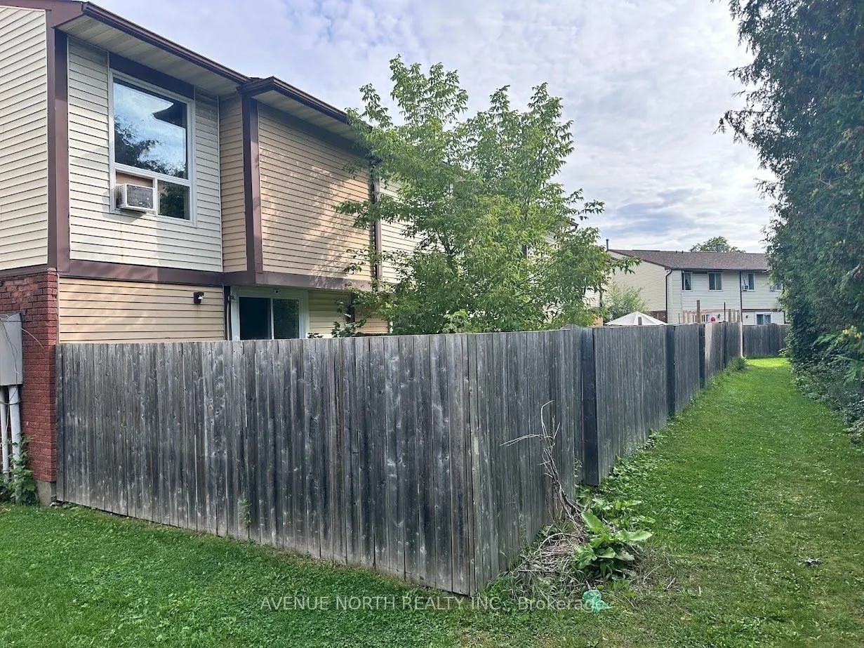 1352 Foxwell Street #92