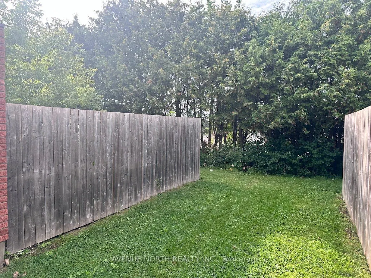 1352 Foxwell Street #92