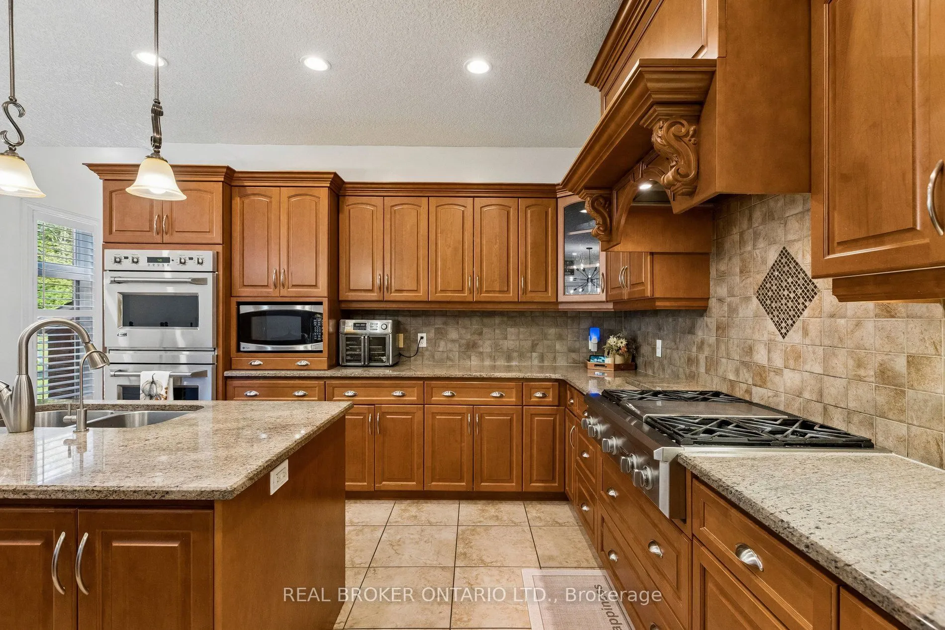 6956 Concession 4 Road