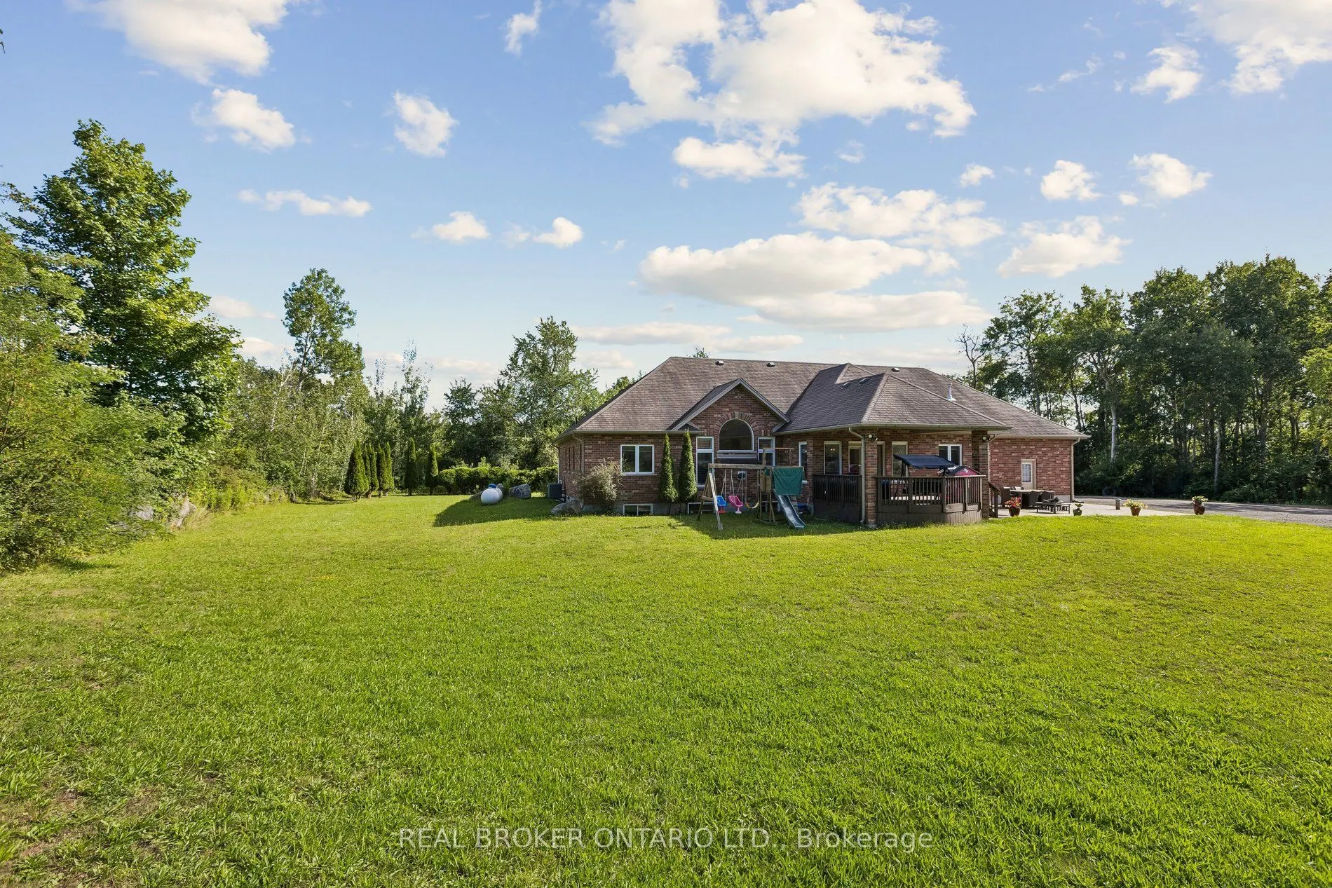 6956 Concession 4 Road