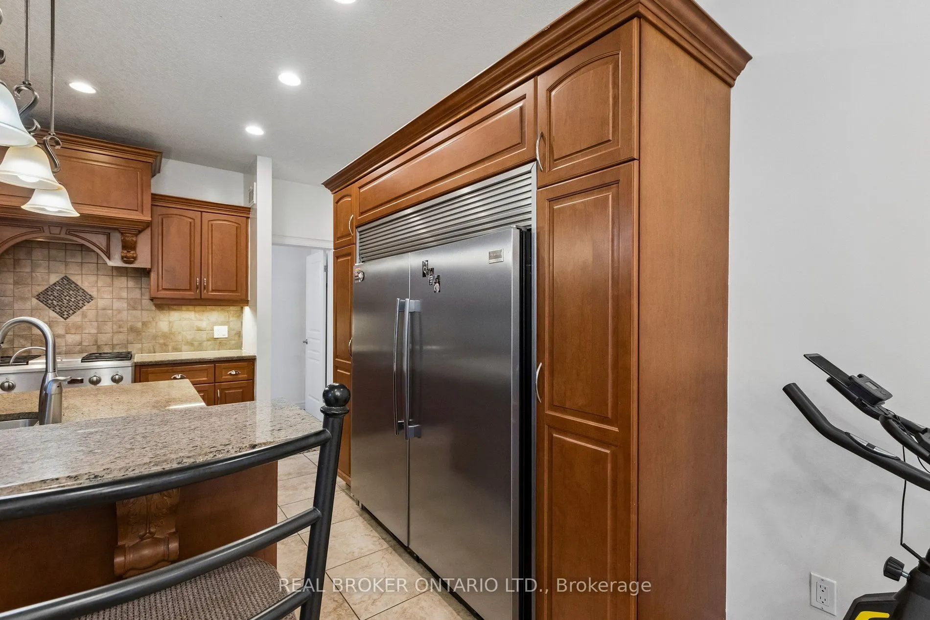 6956 Concession 4 Road