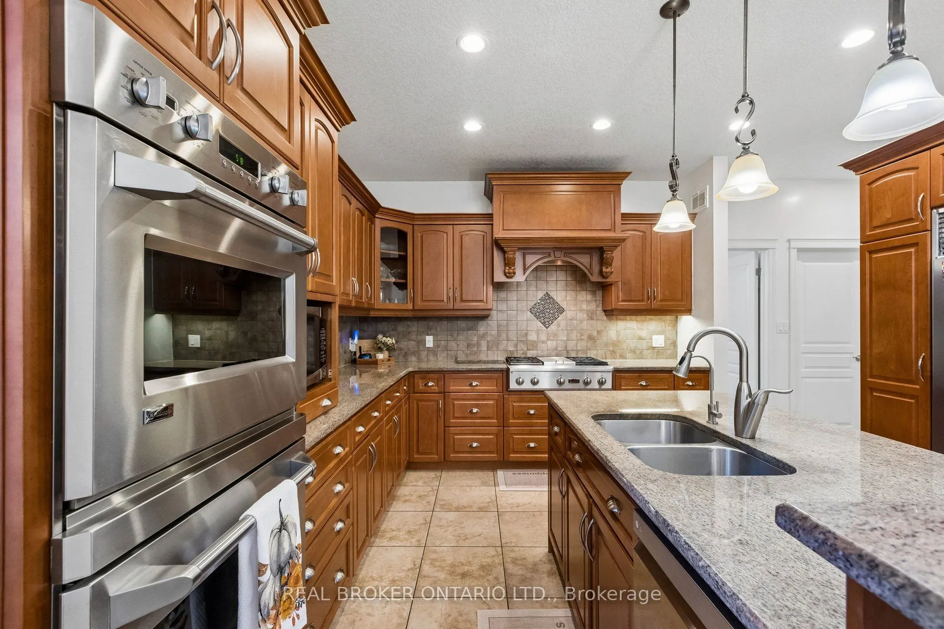 6956 Concession 4 Road