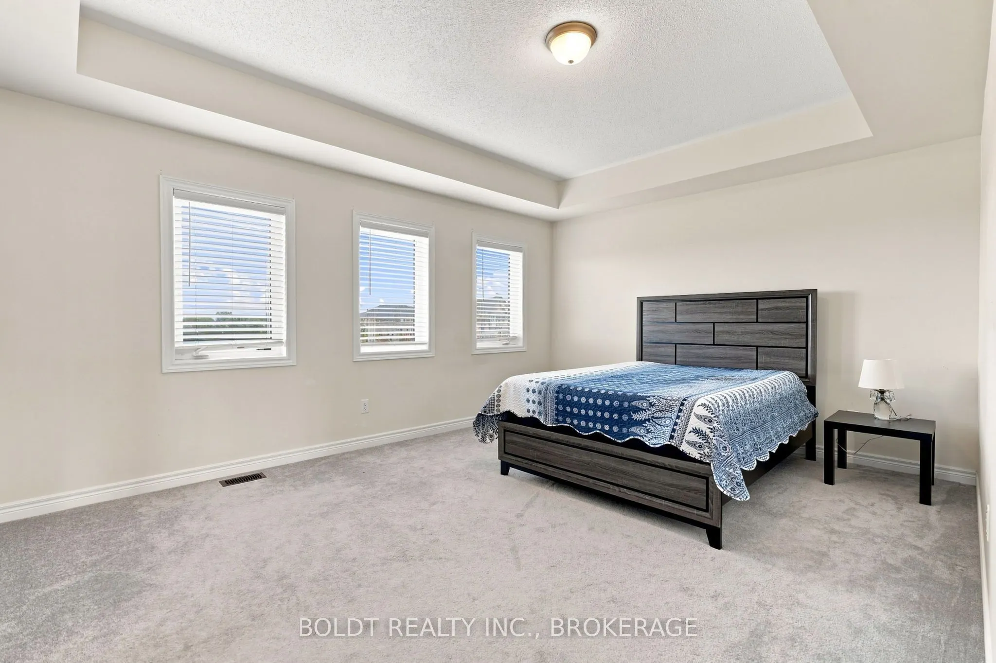 85 Homestead Way