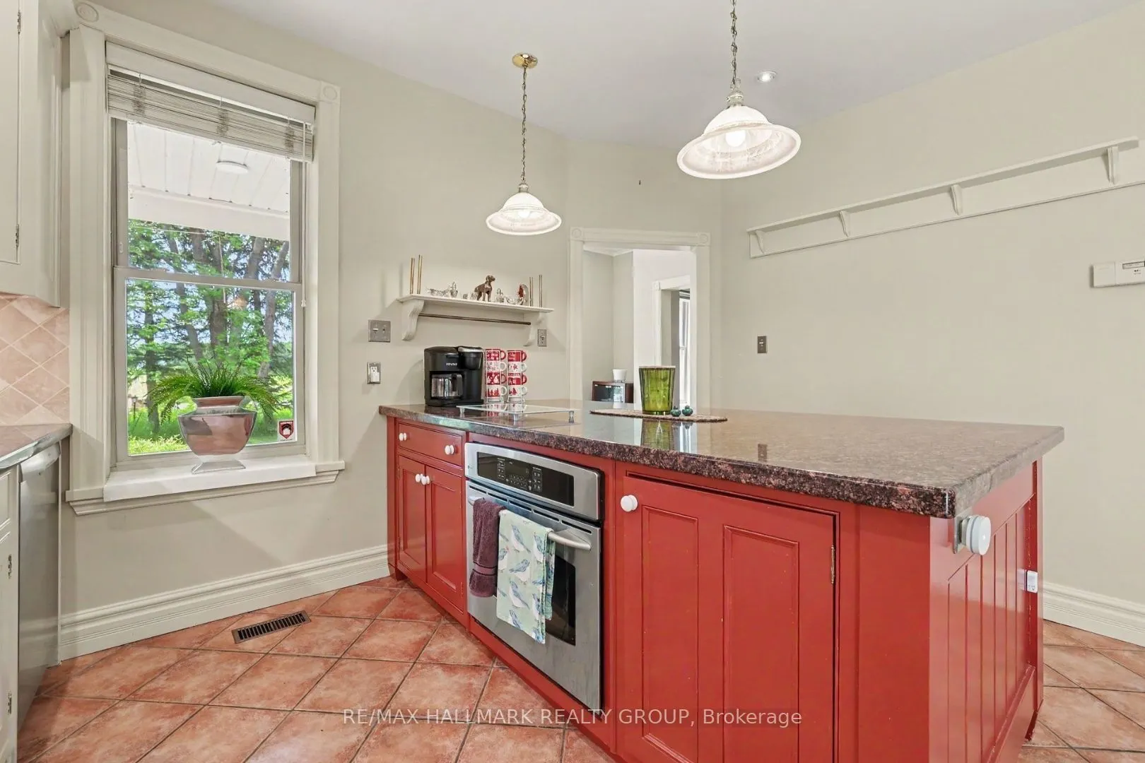 3548 Woodkilton Road