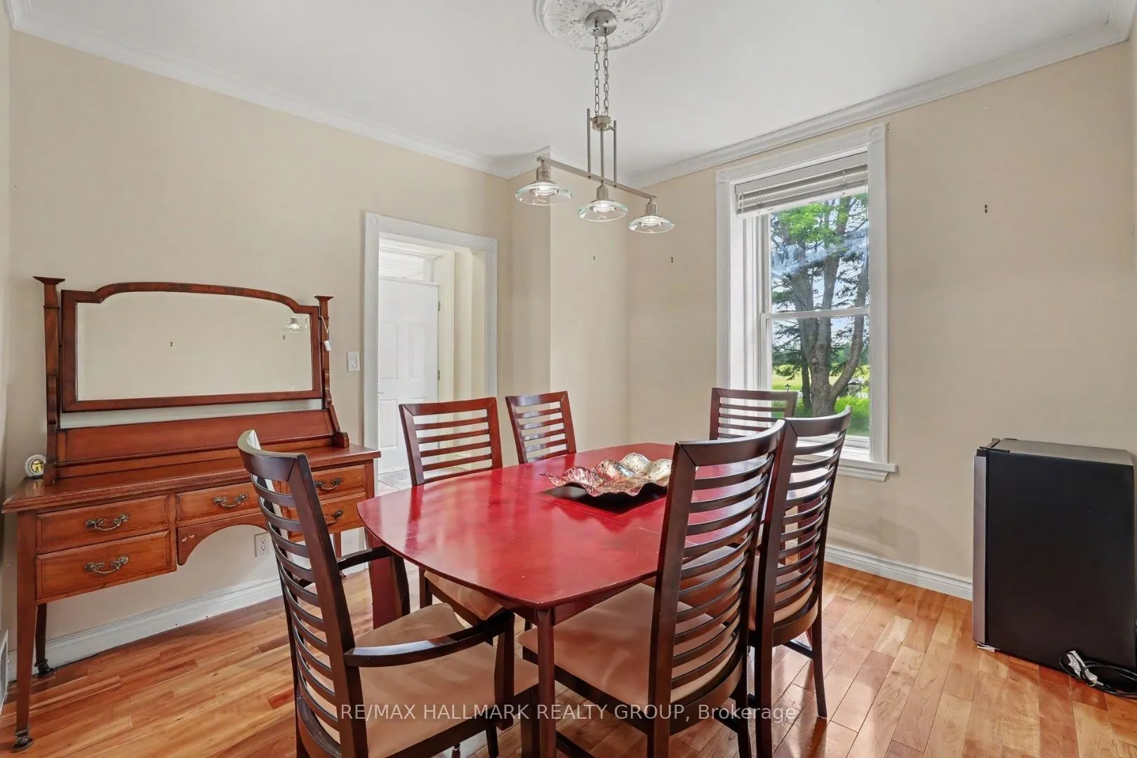 3548 Woodkilton Road