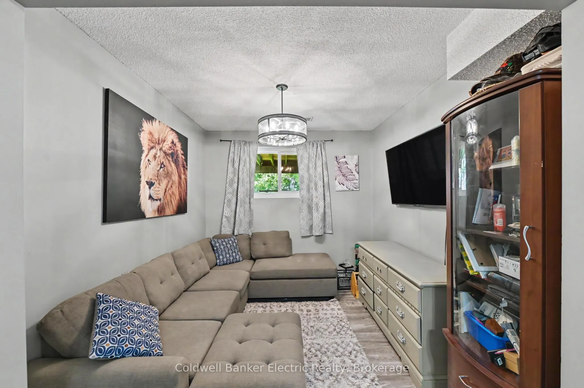 3 Maple Avenue