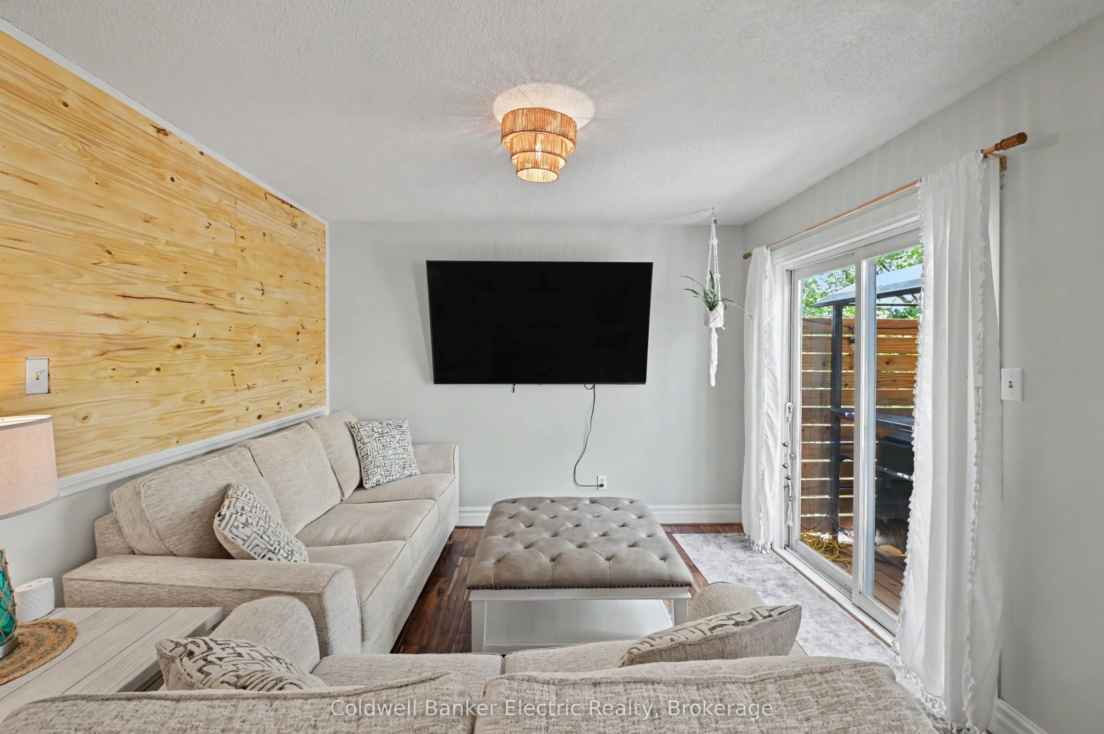 3 Maple Avenue