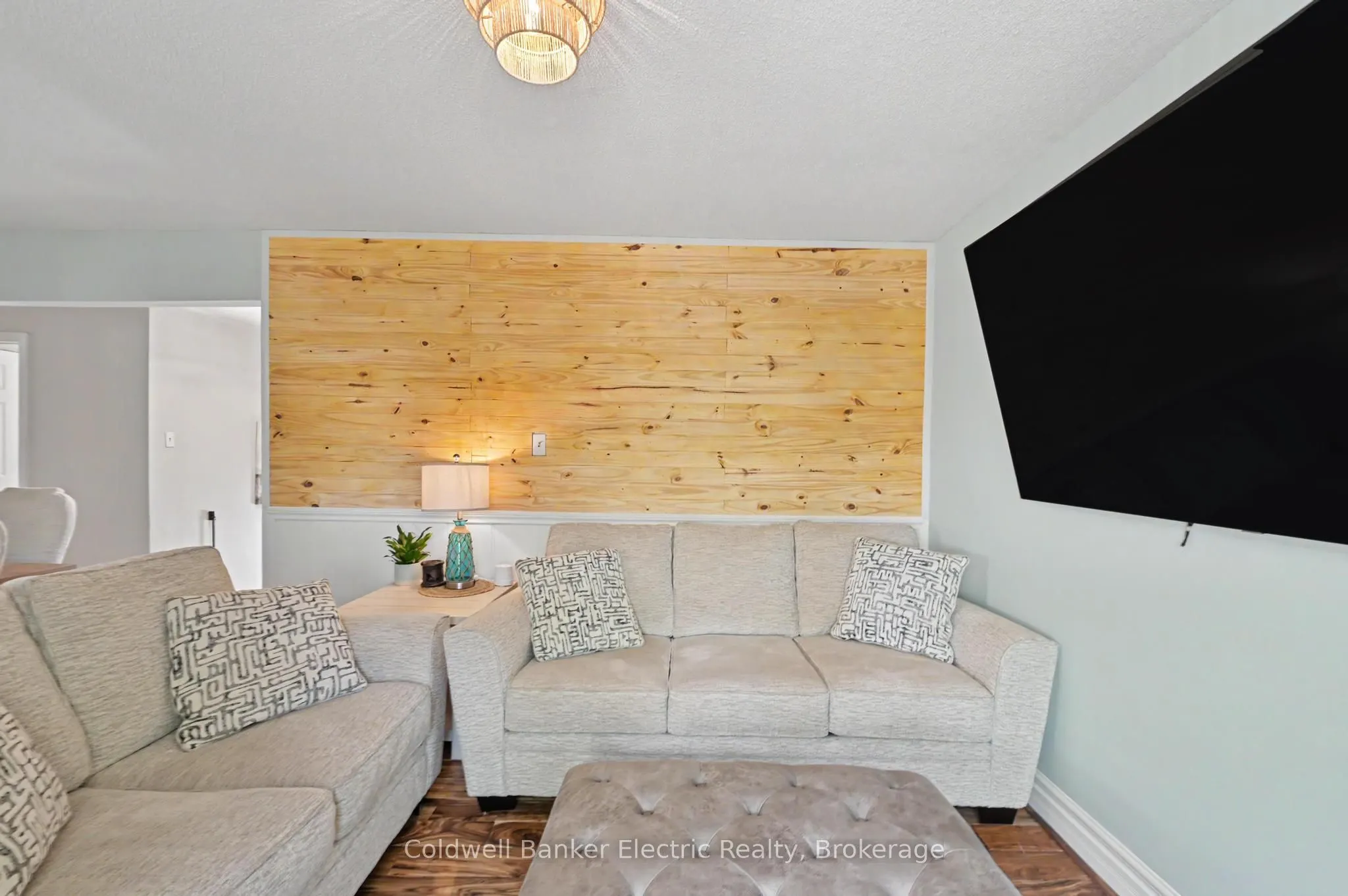 3 Maple Avenue