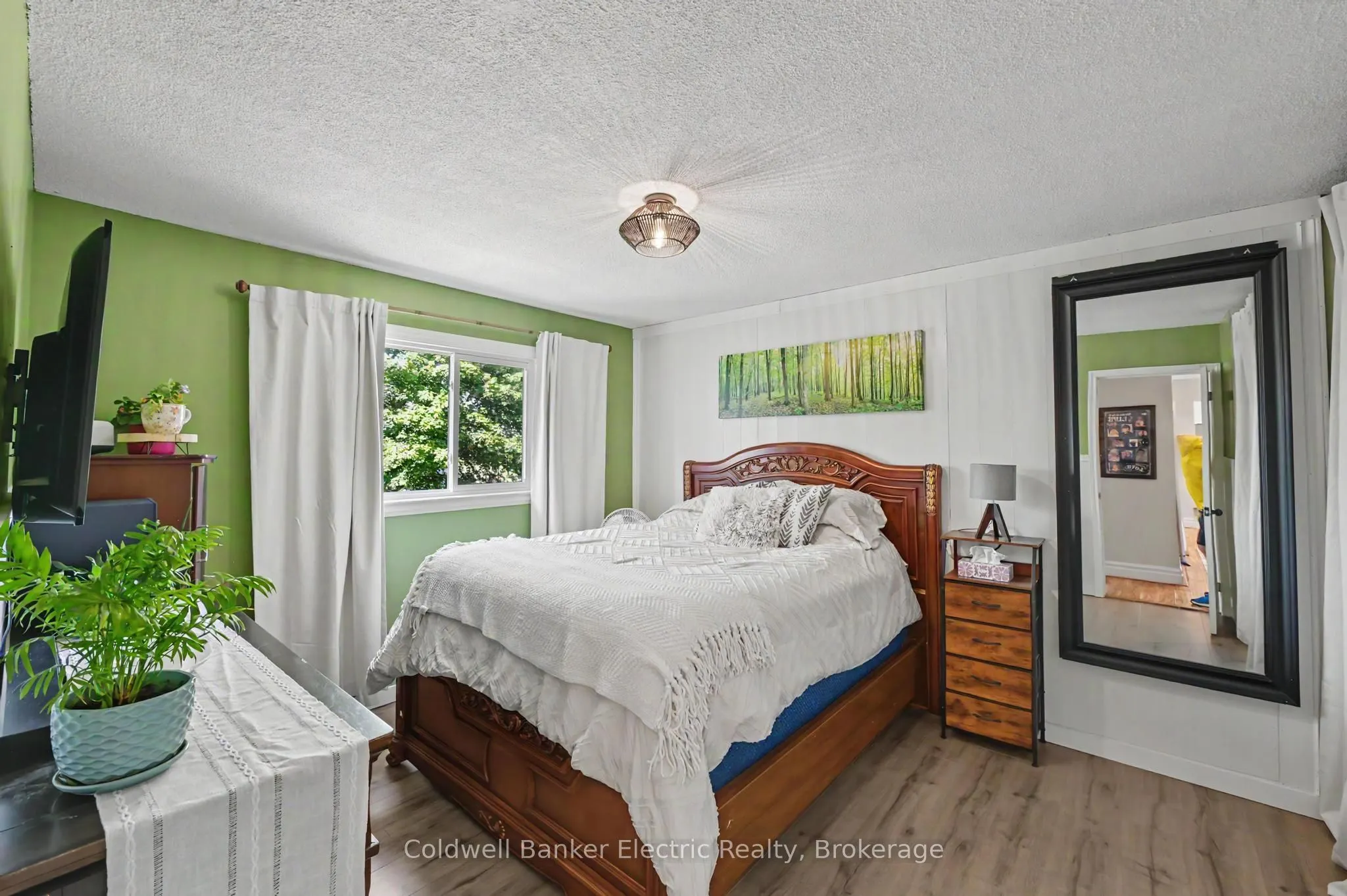 3 Maple Avenue