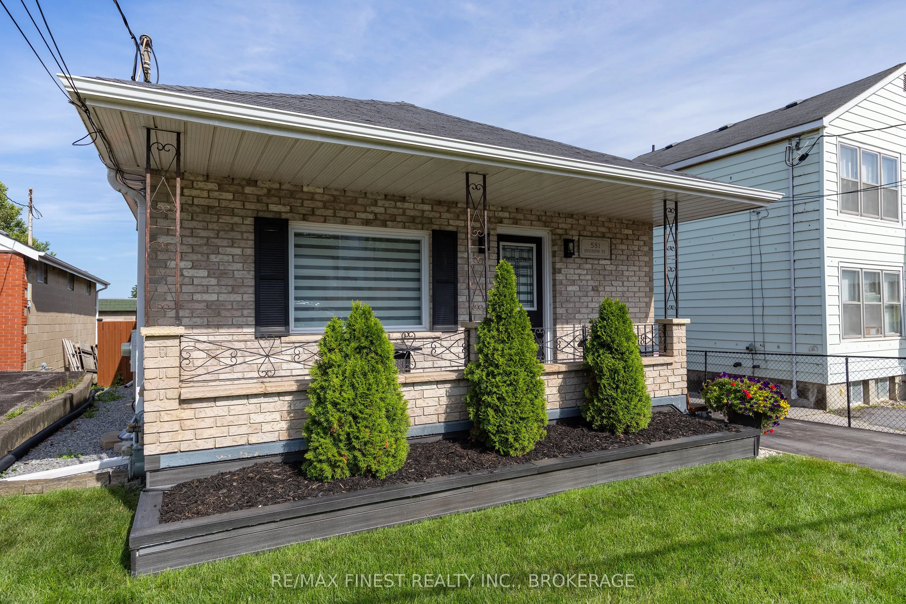 581 Division Street