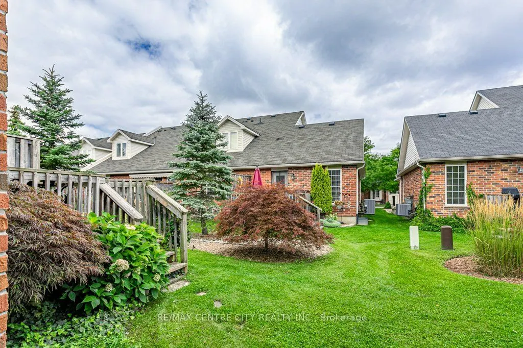 464 Commissioners Road W #51
