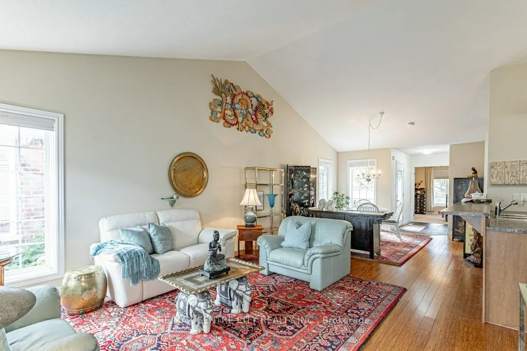 464 Commissioners Road W #51