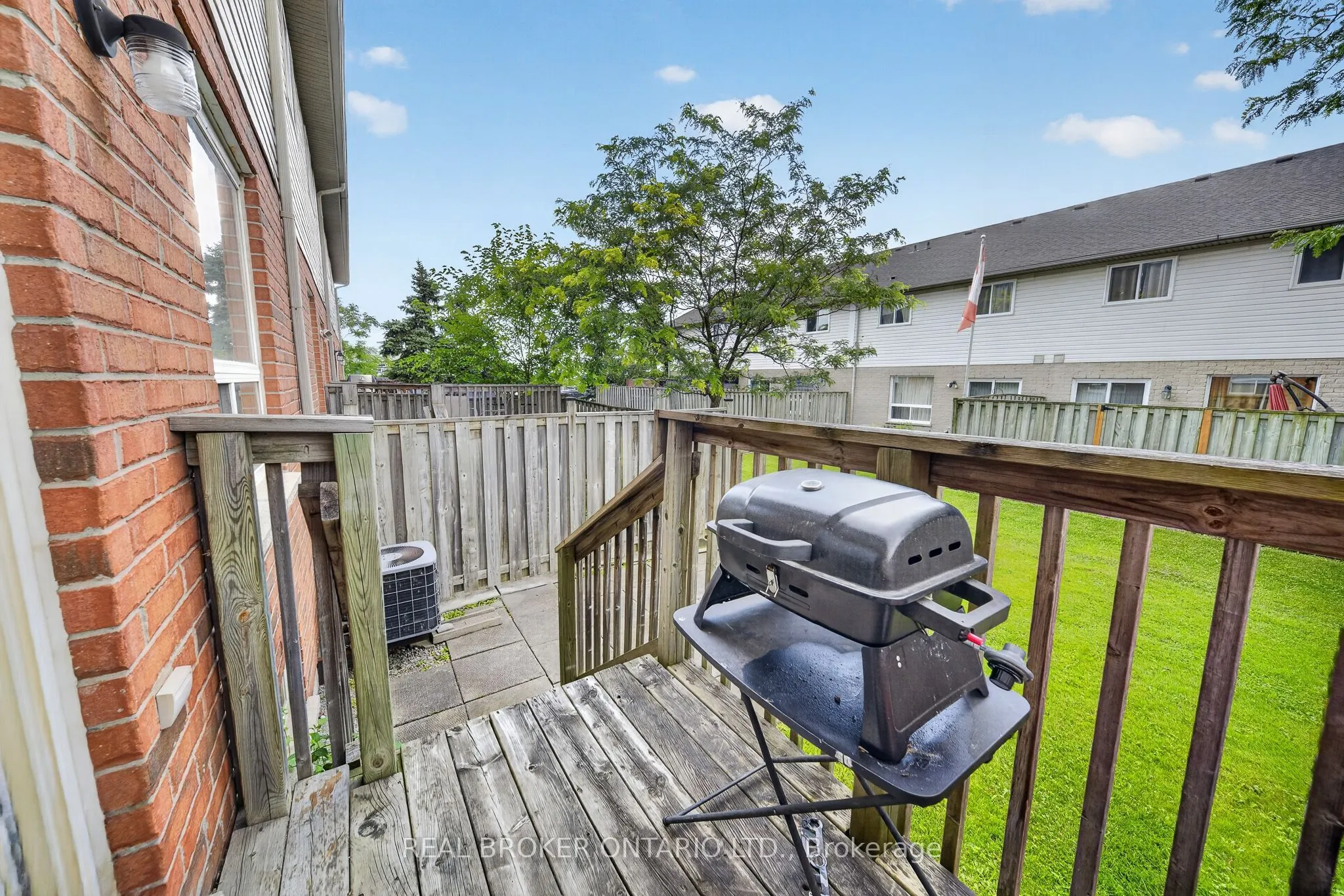 800 Paramount Drive #77