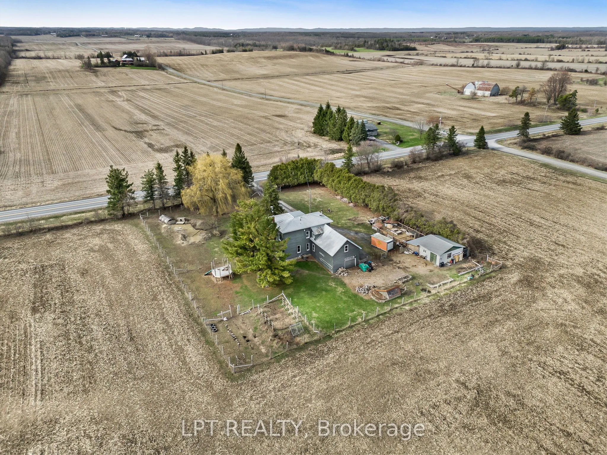 21630 Laggan-Glenelg Road