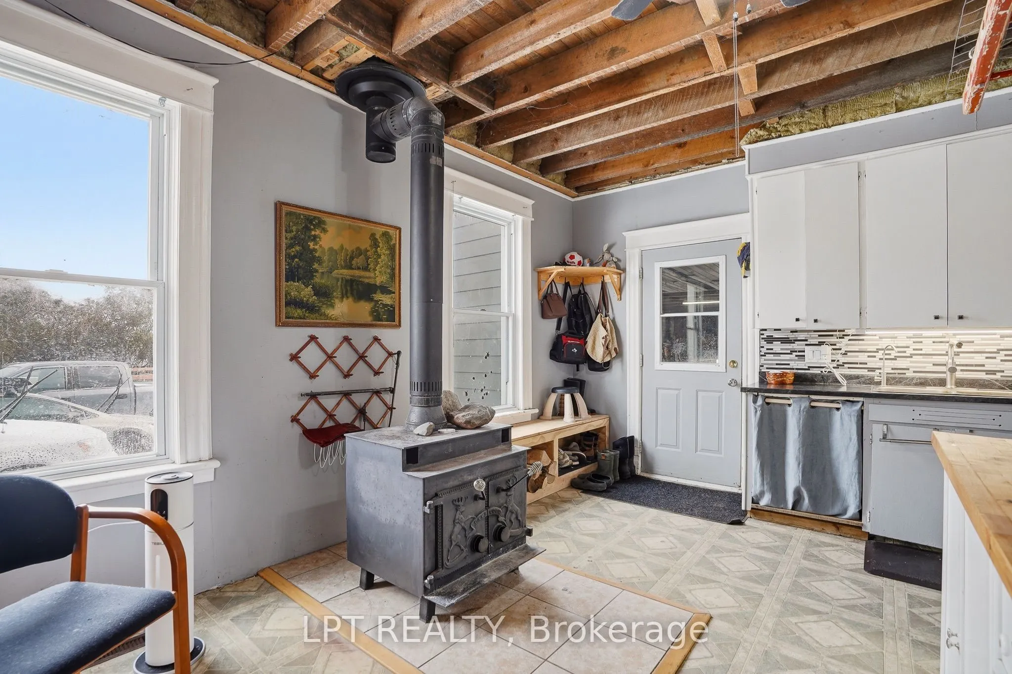 21630 Laggan-Glenelg Road