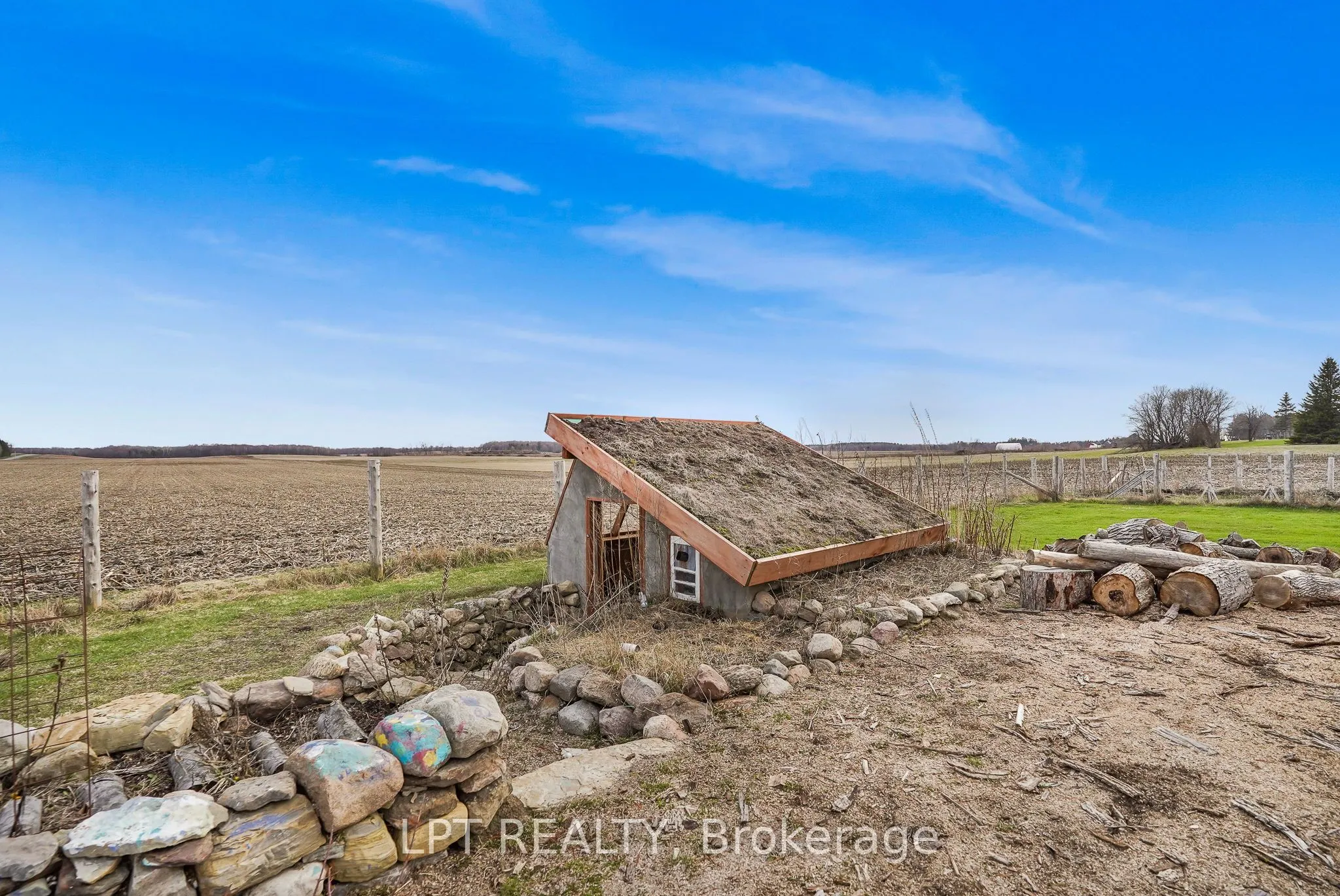 21630 Laggan-Glenelg Road