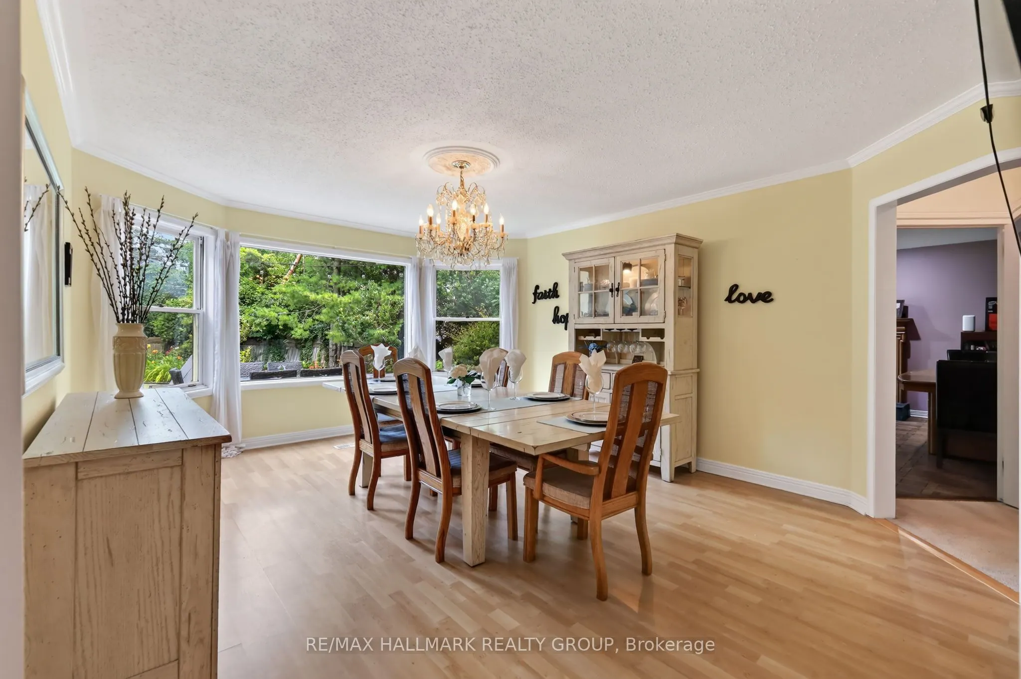 9 Kintail Court