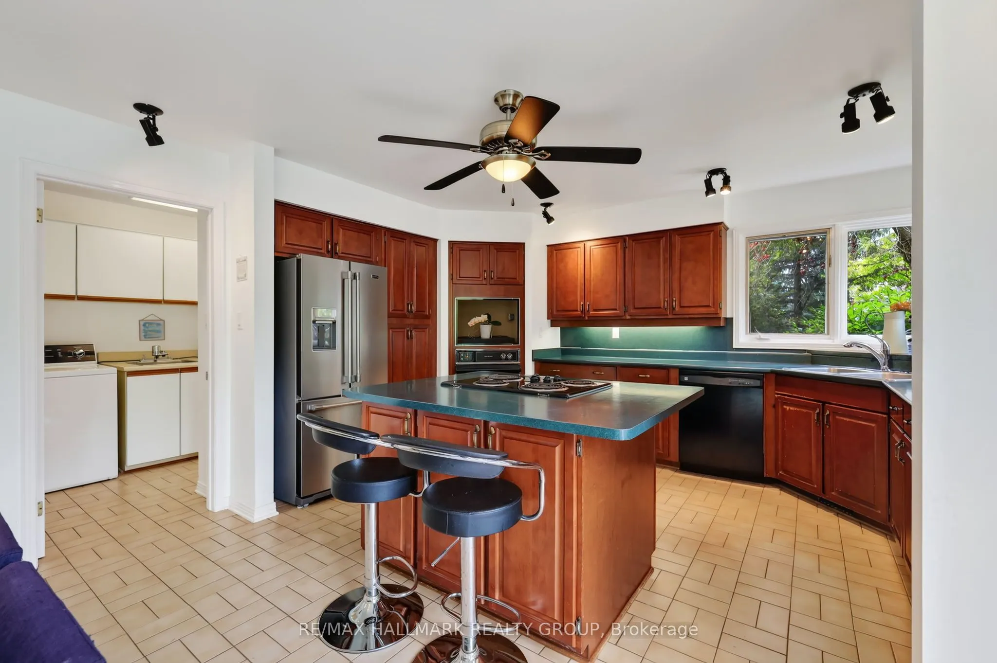 9 Kintail Court