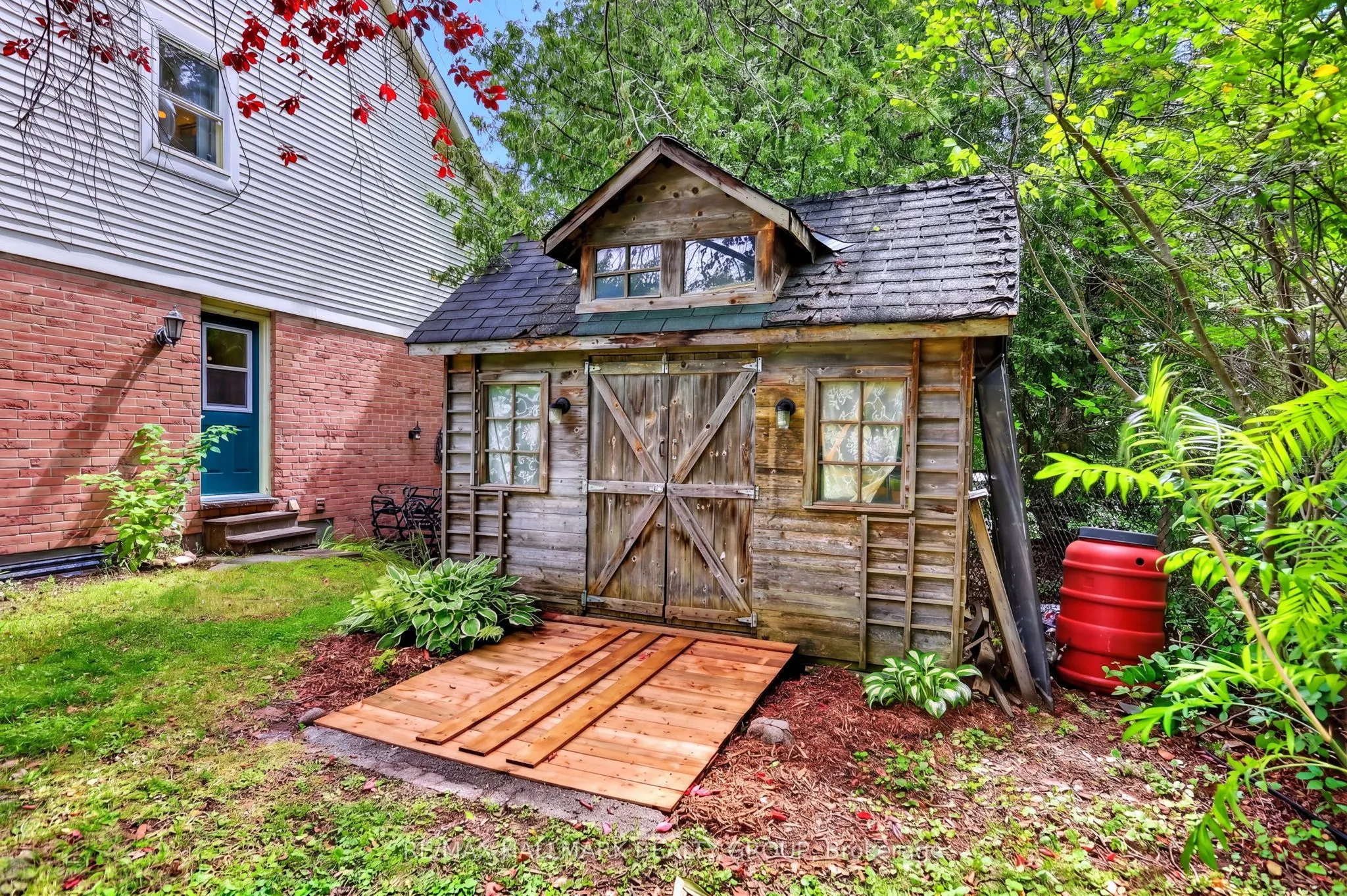 9 Kintail Court