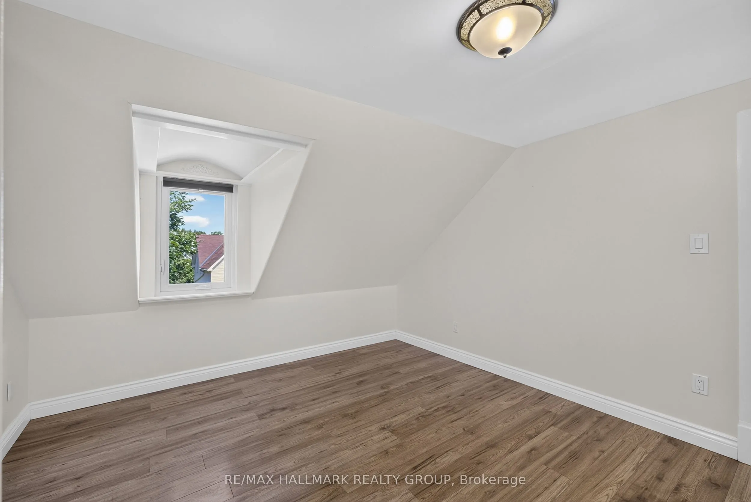 23 Victoria Avenue