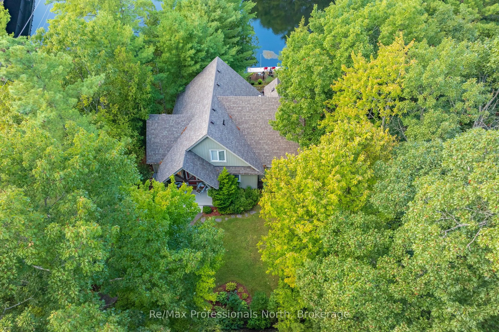 1005 Laidlaw Avenue