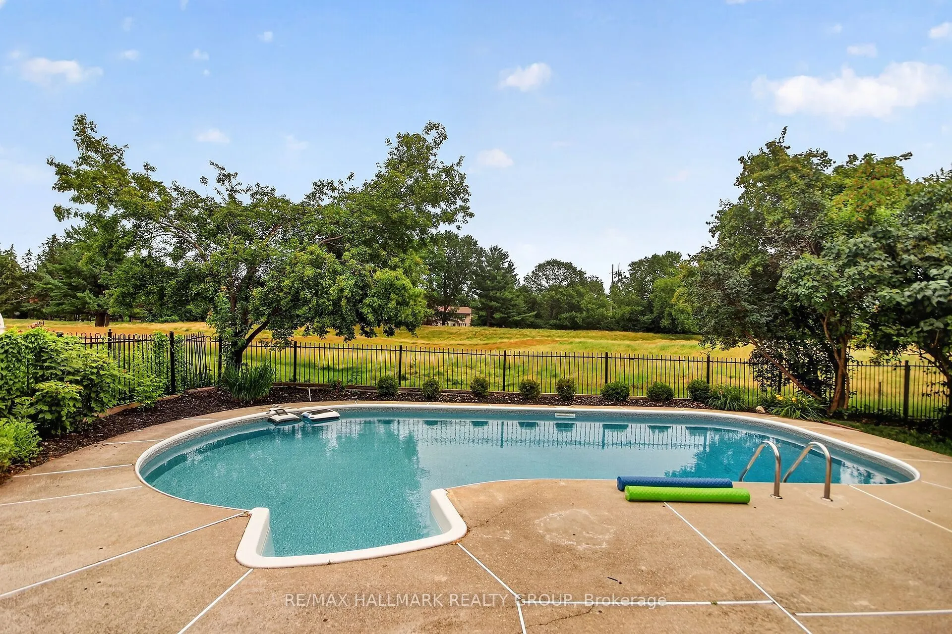 185 Knudson Drive
