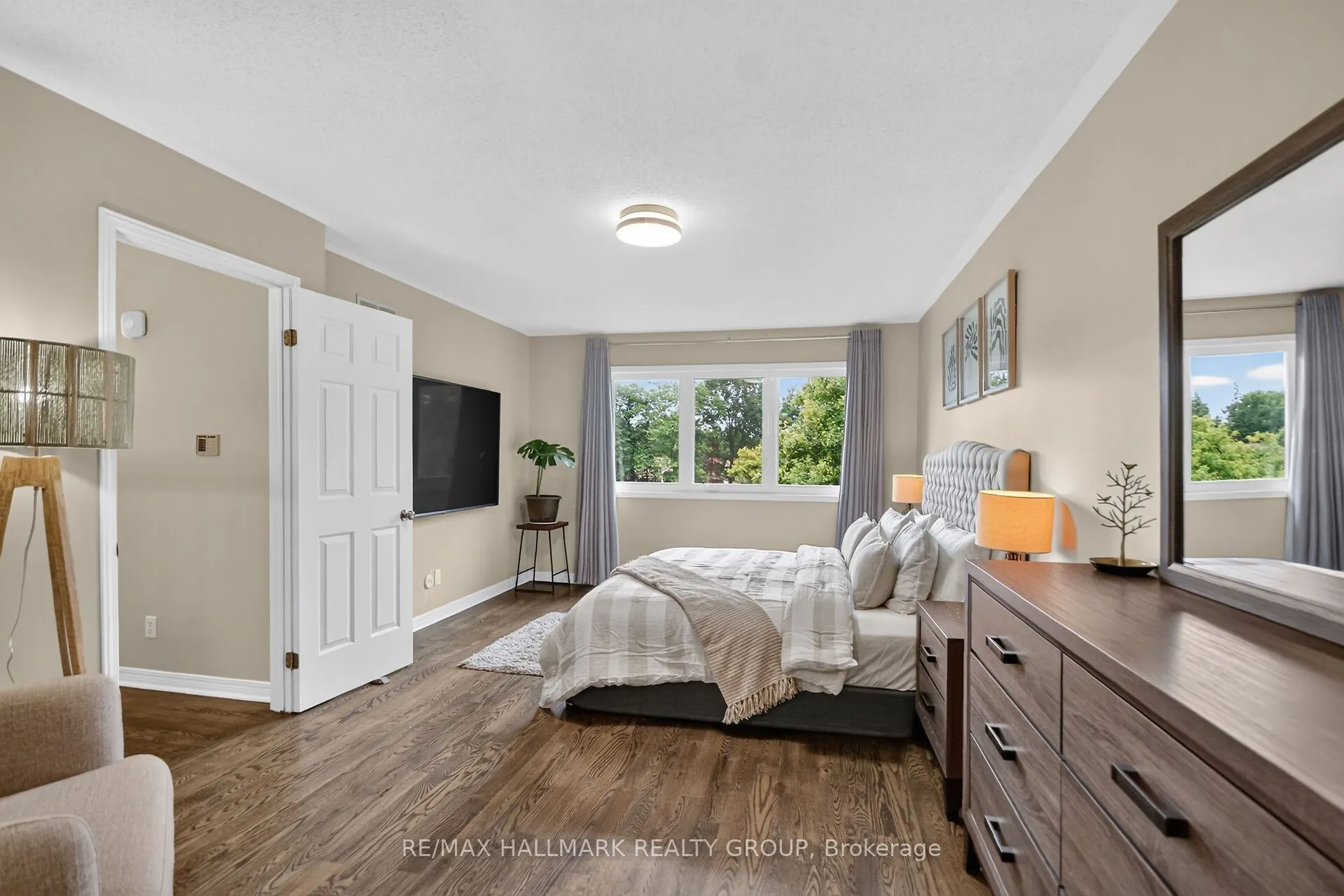 185 Knudson Drive