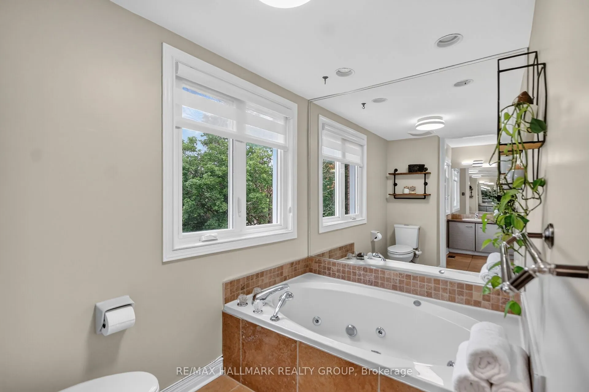 185 Knudson Drive