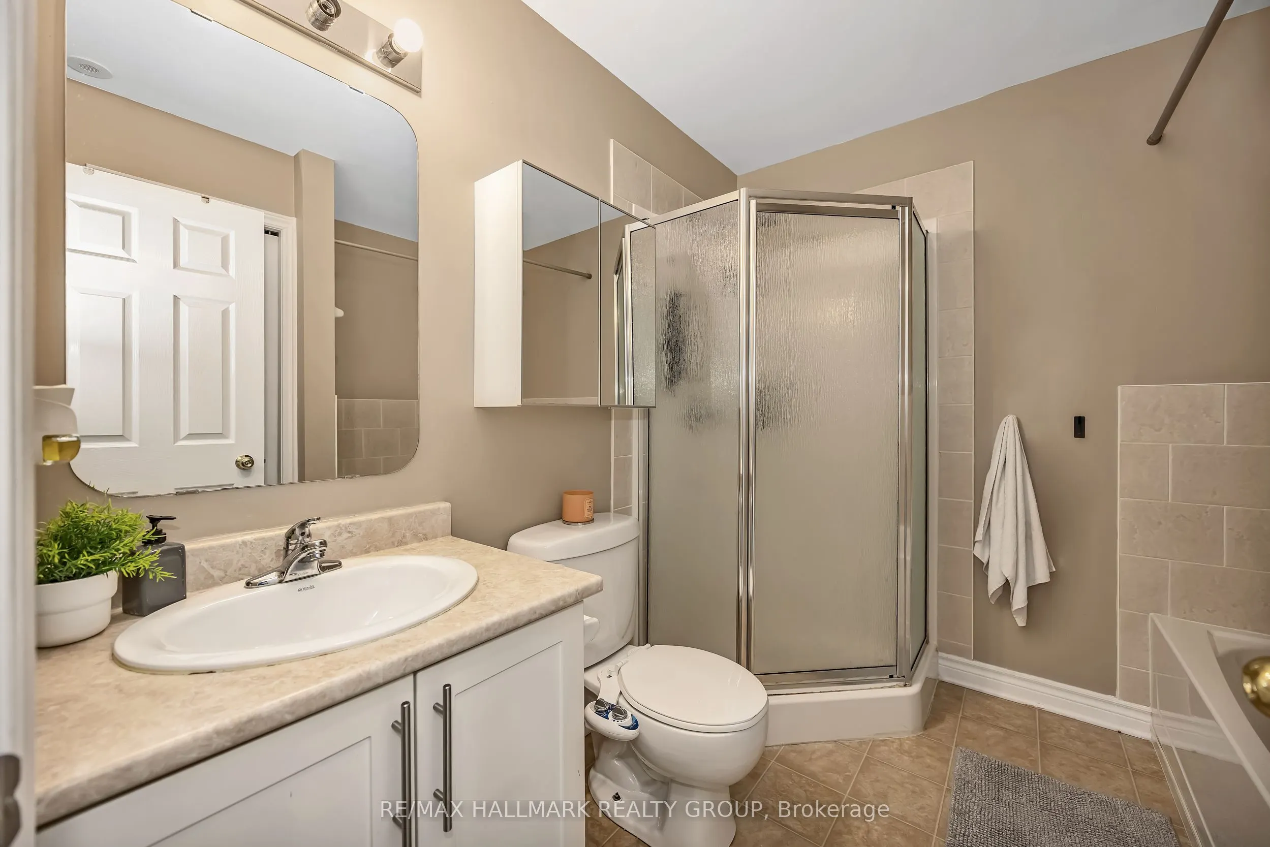 1109 Stittsville Main Street #L
