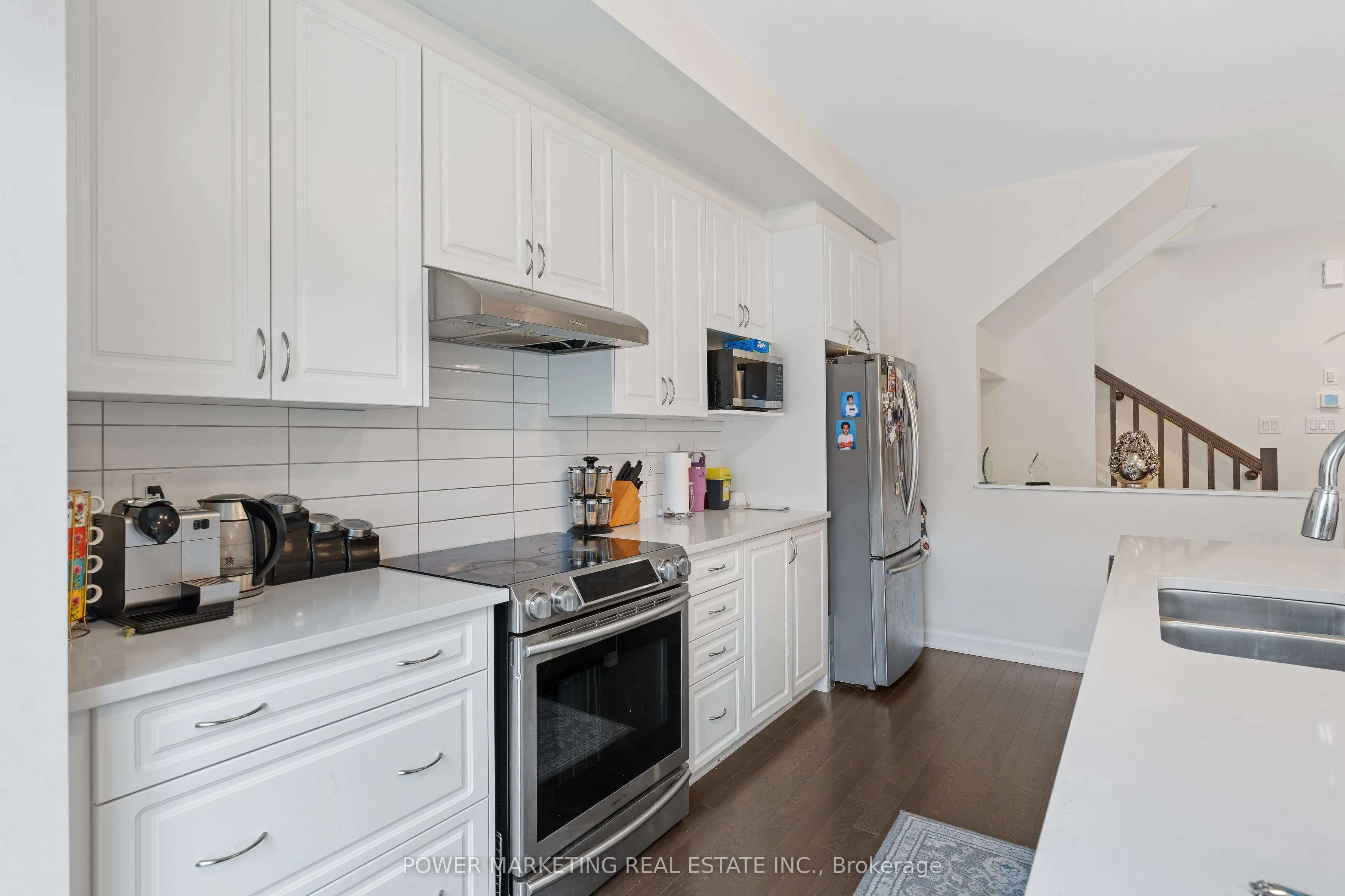 925 Athenry Court