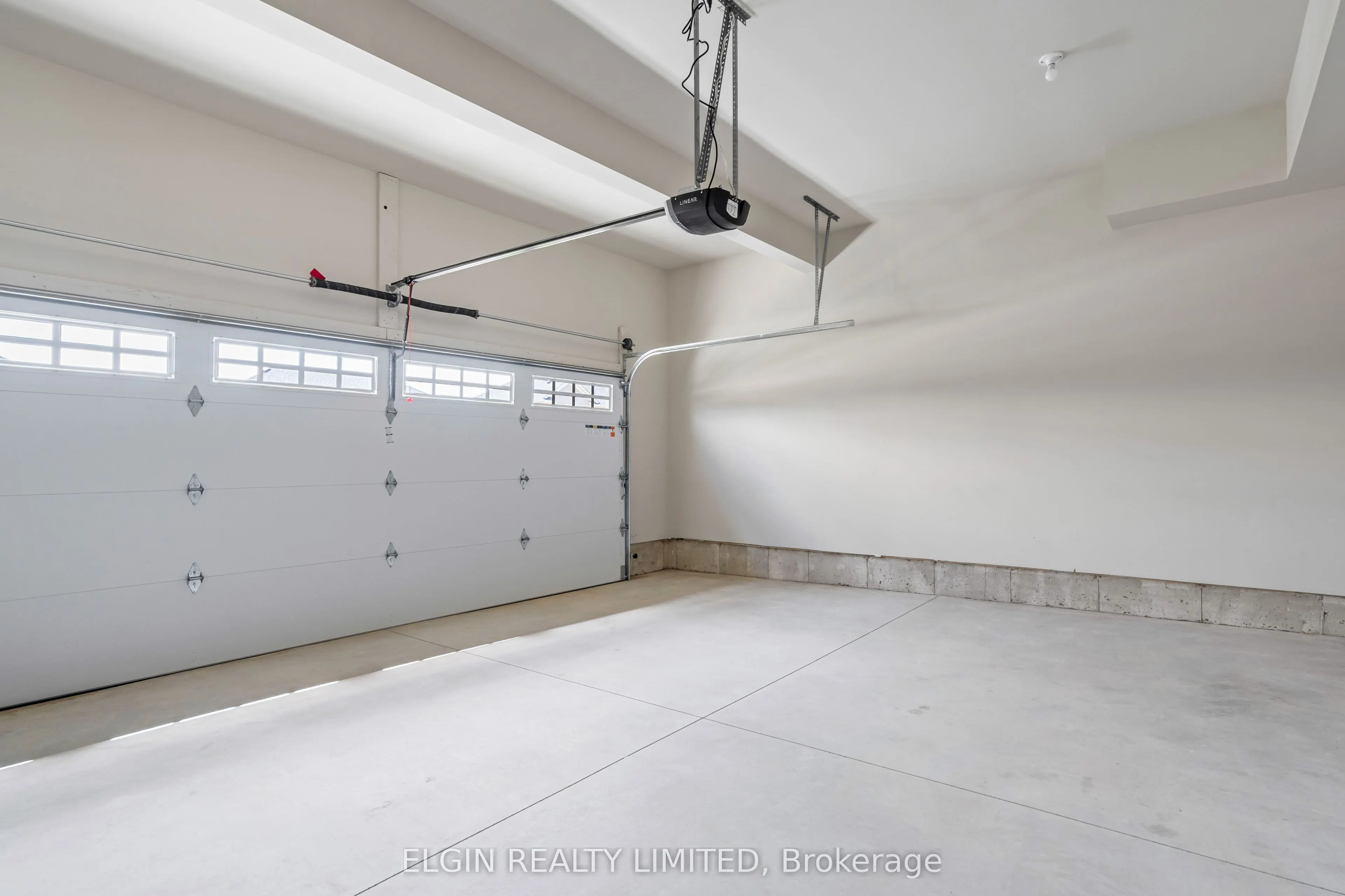 3 Hemlock Crescent