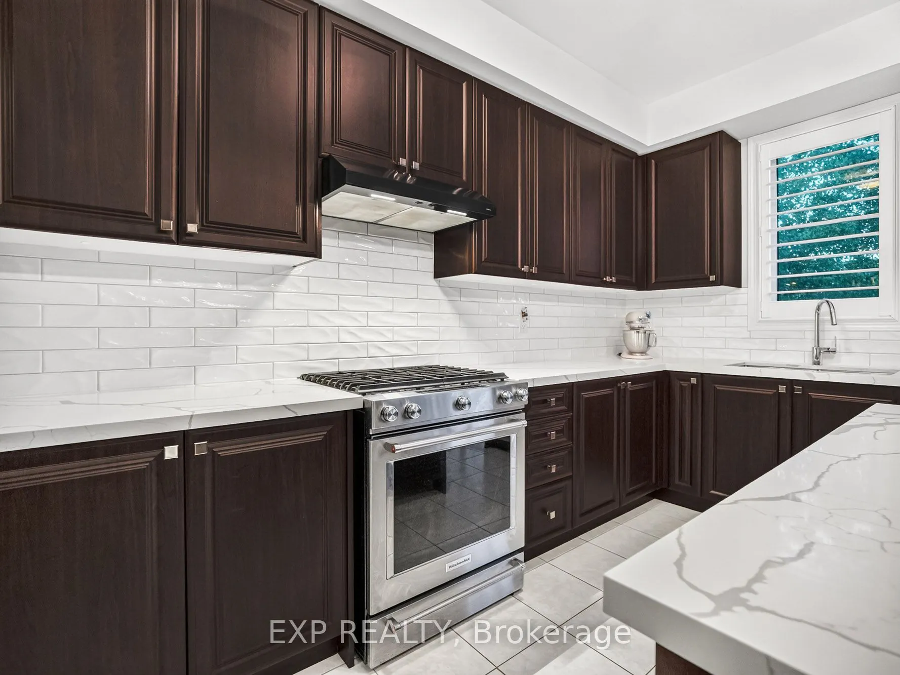 62 Esther Crescent
