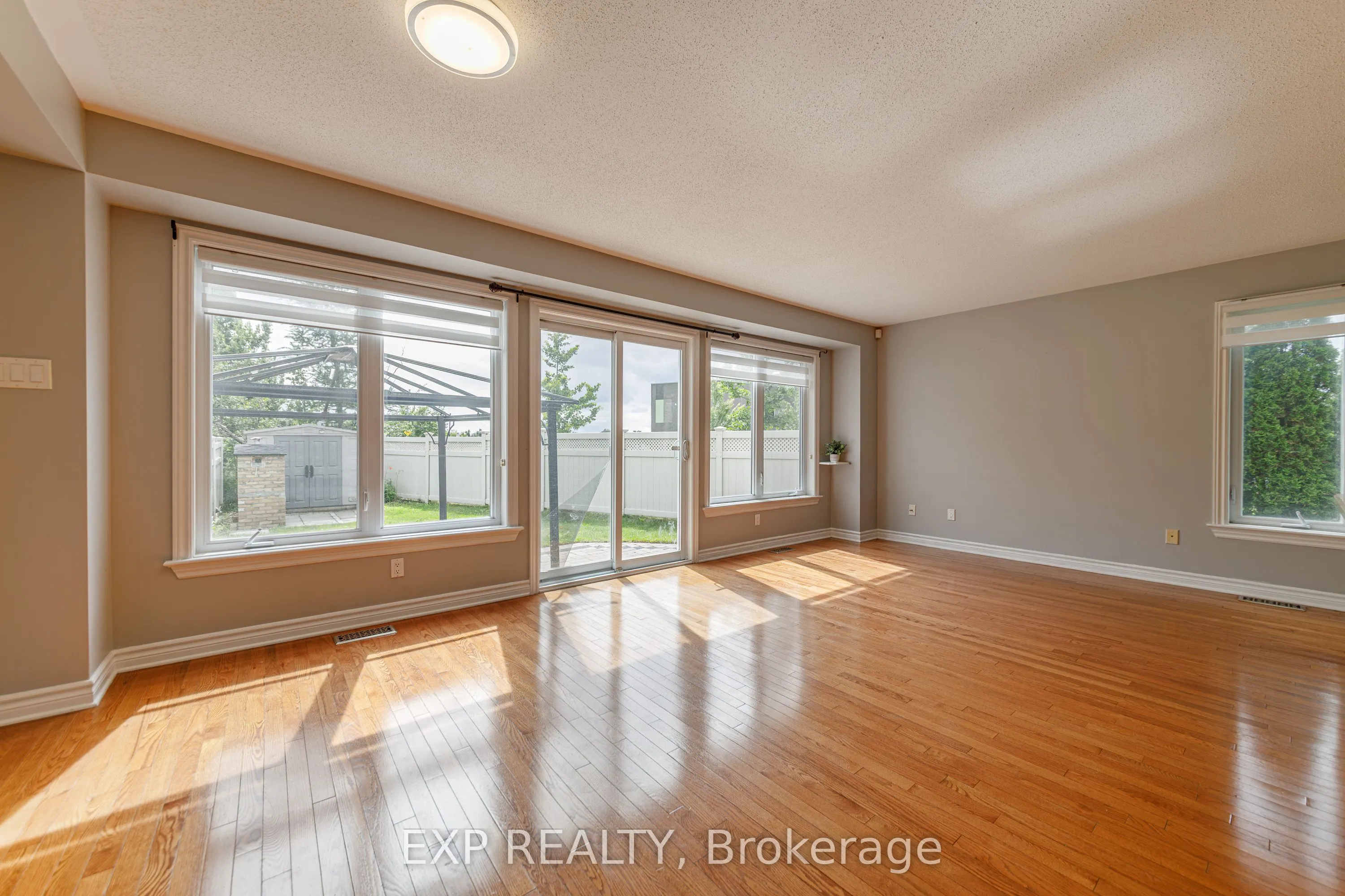 4220 Kelly Farm Drive