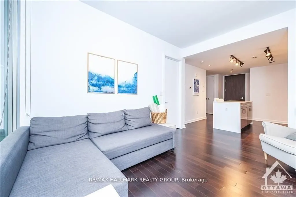 300 Lisgar Street W #1105