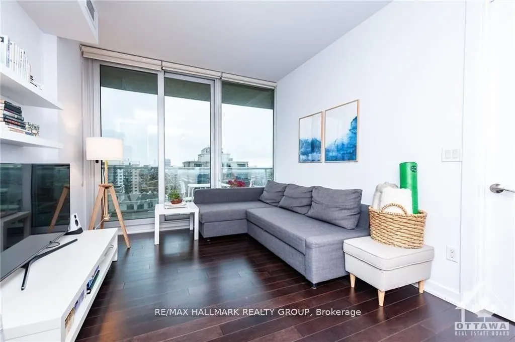 300 Lisgar Street W #1105