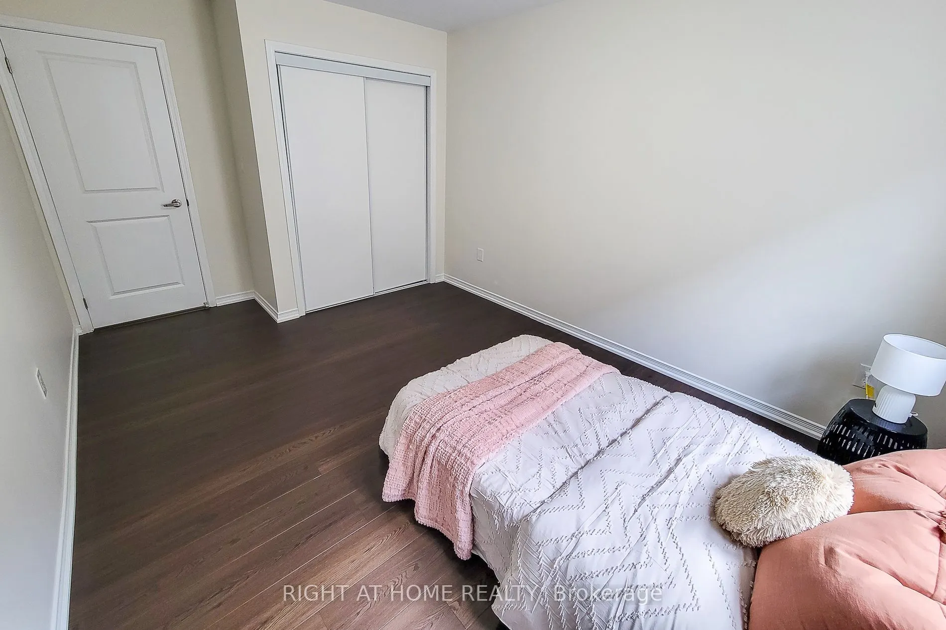 11 Esther Crescent