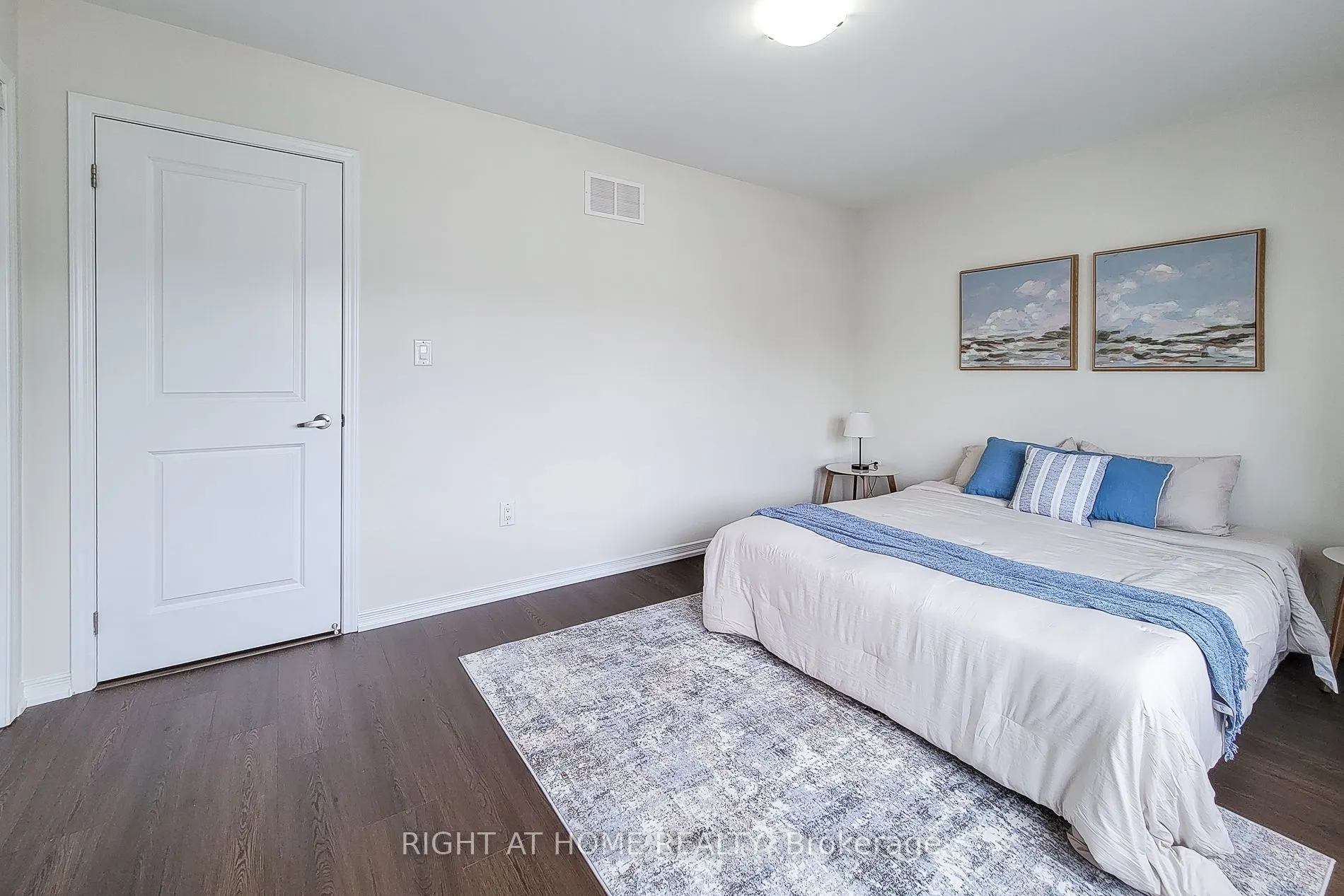 11 Esther Crescent