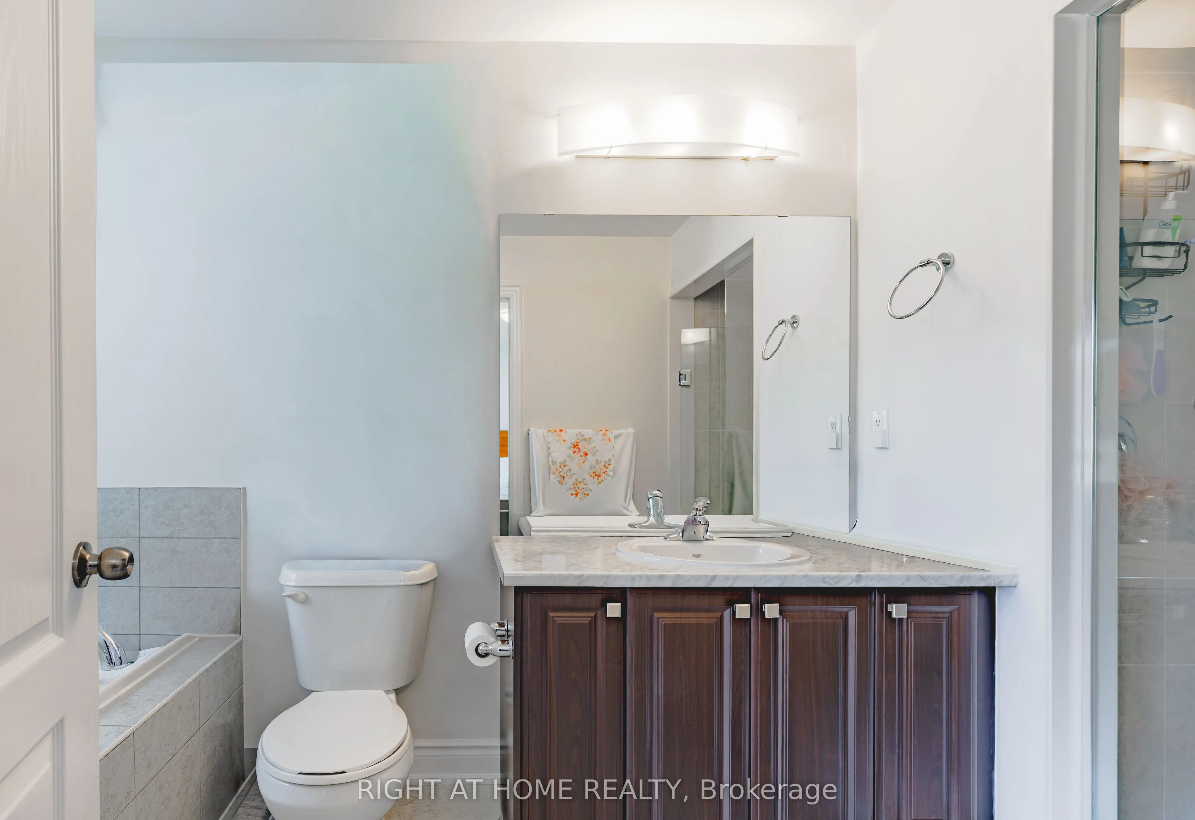 7648 Hackberry Trail