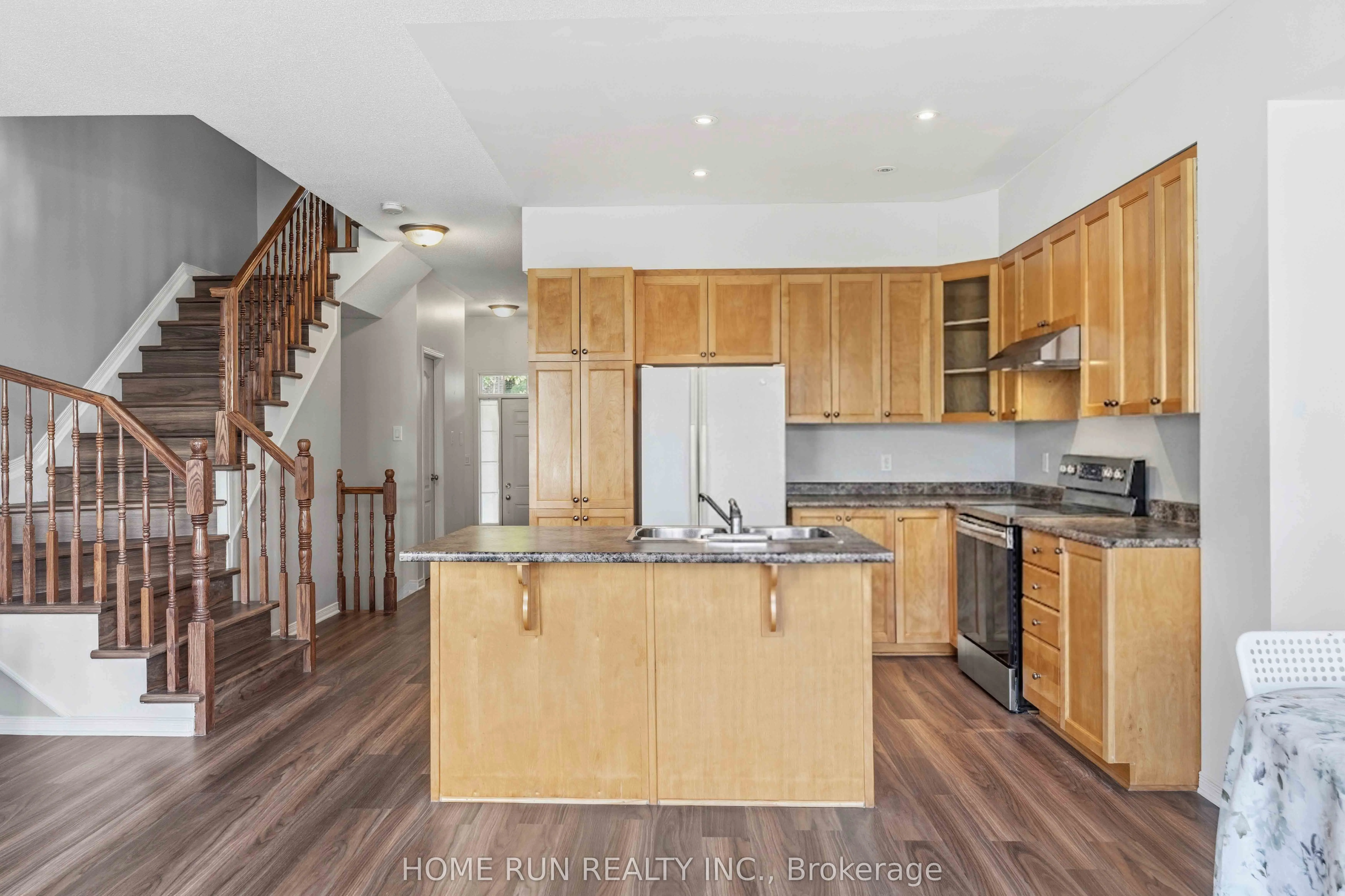 230 Badgeley Avenue