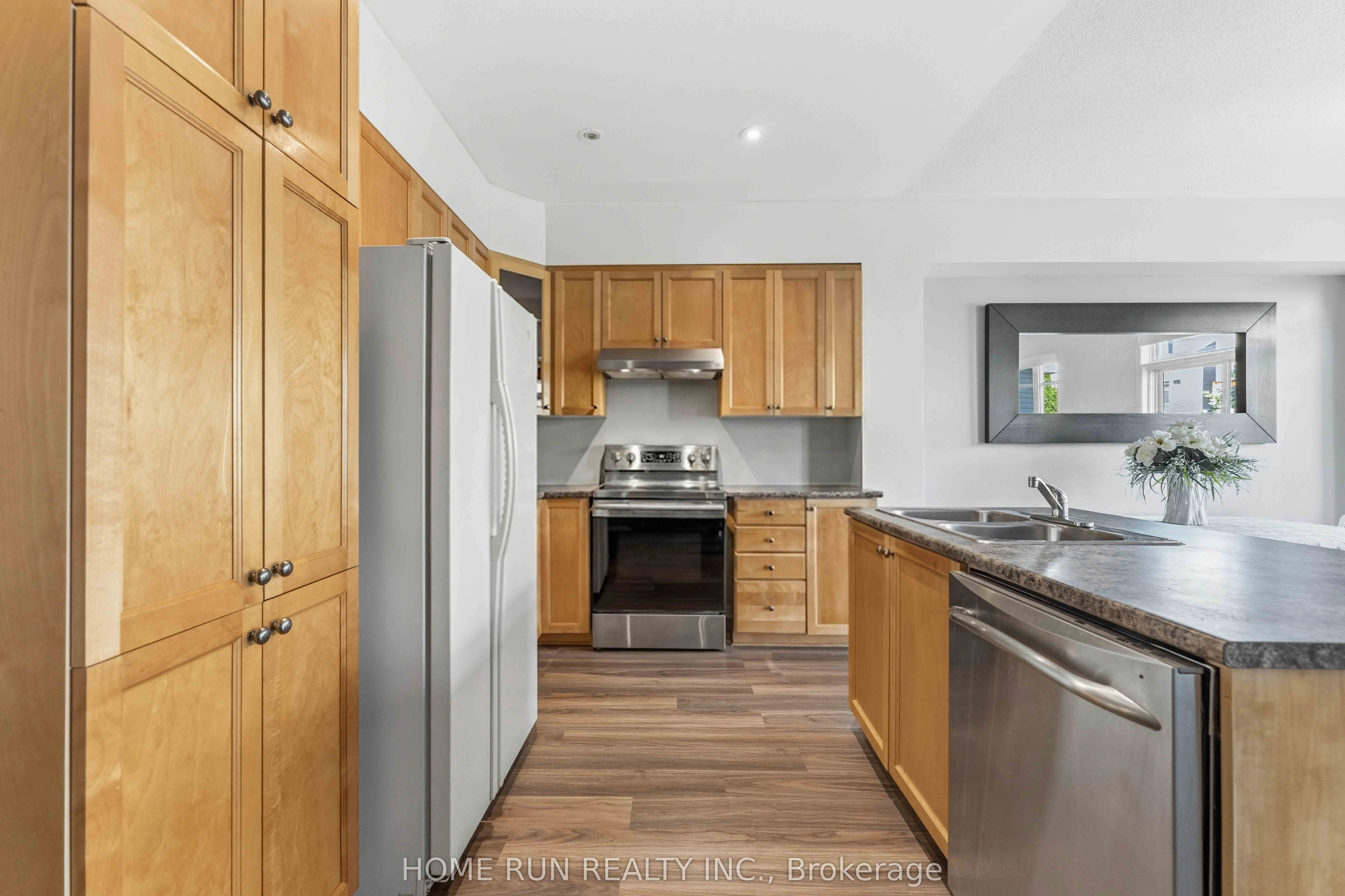 230 Badgeley Avenue